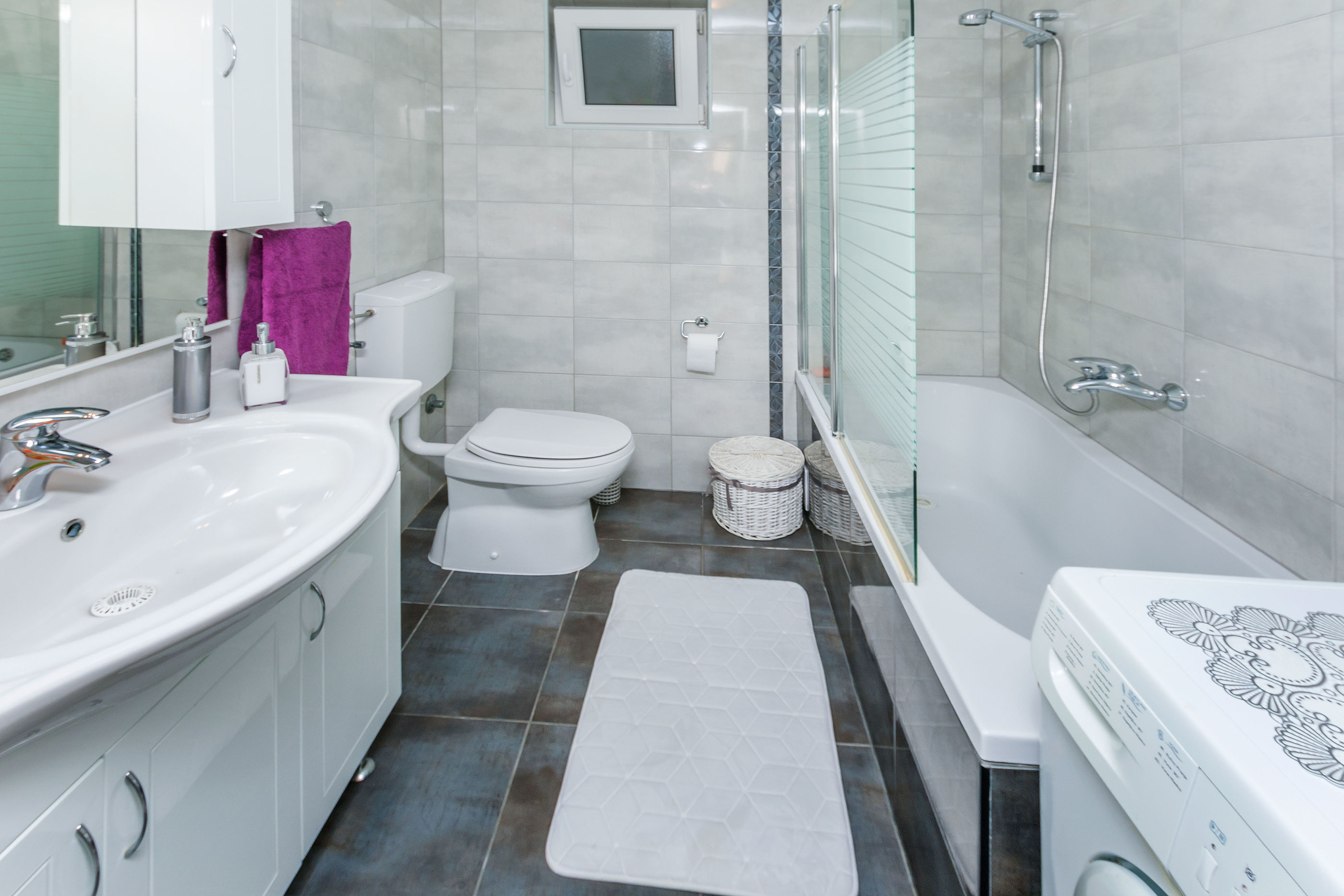 Apartment and Rooms Tatjana 32621-A1