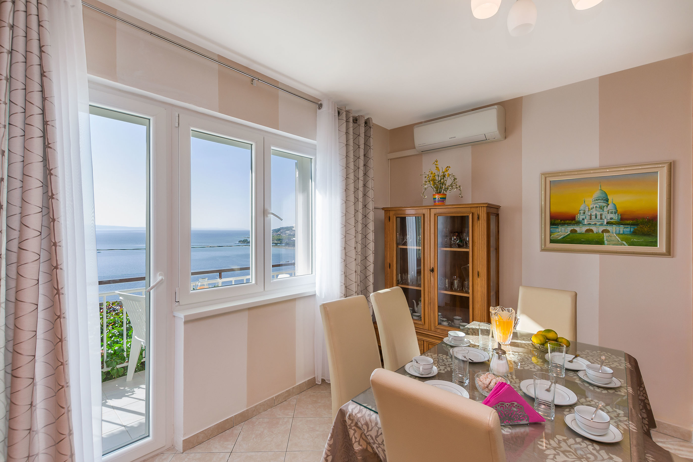 Apartment and Rooms Tatjana 32621-A1