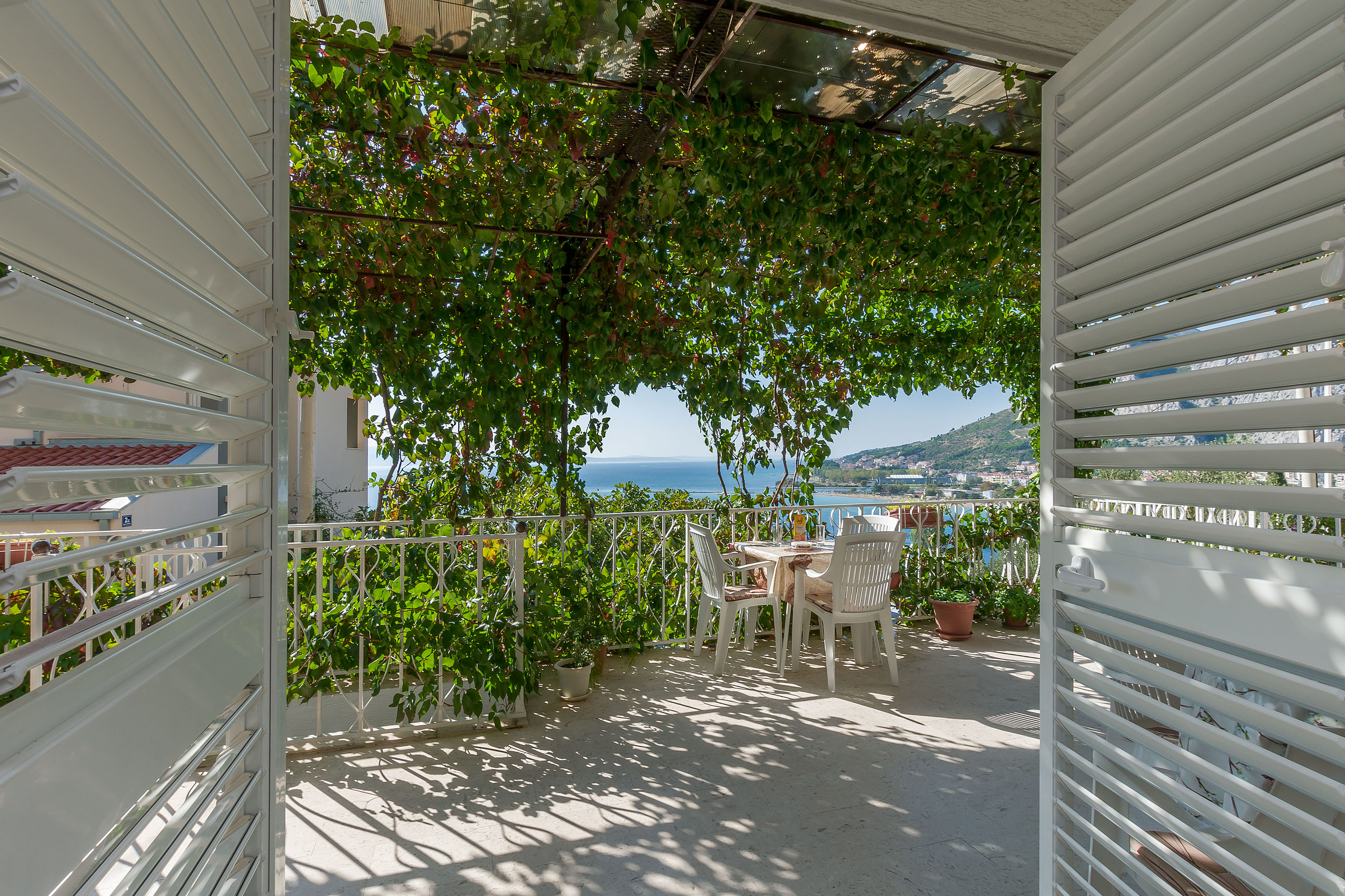 Apartment and Rooms Tatjana 32621-S1