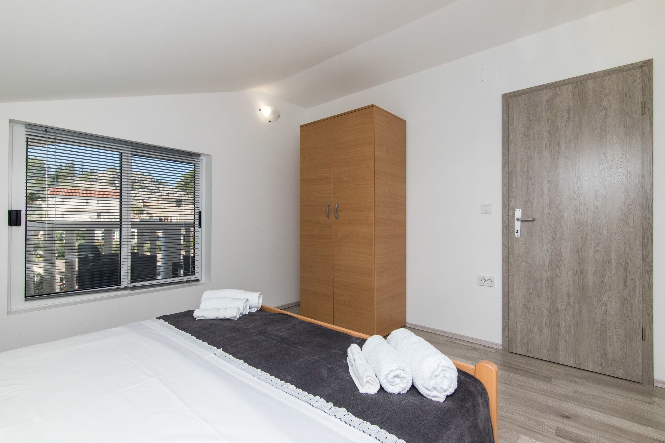 Apartment LORO 63721-A1