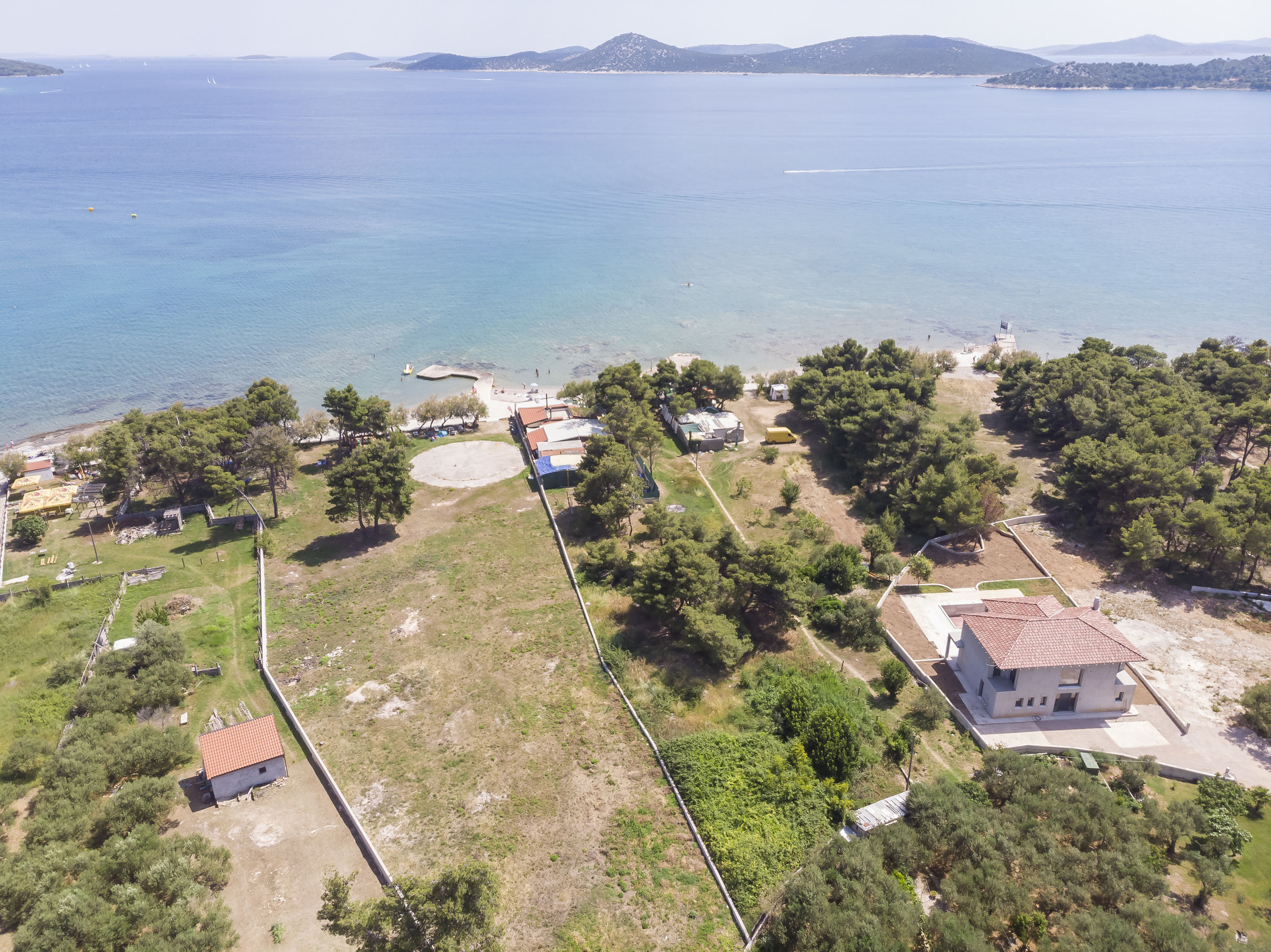 Apartments and Rooms On the Beach 10711-A2