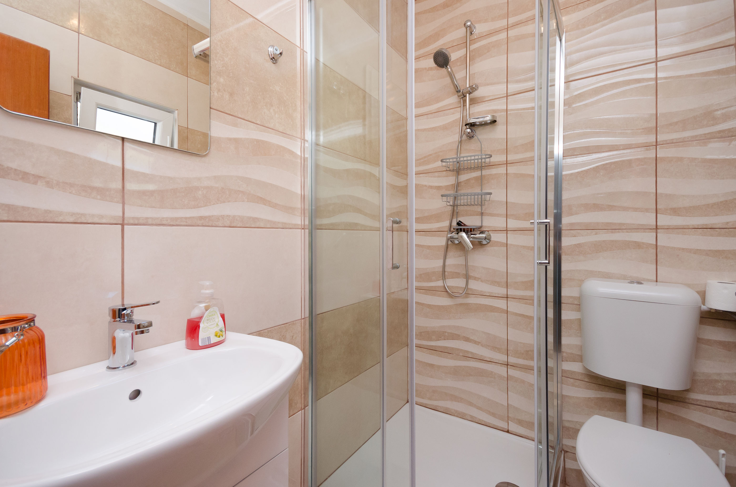 Apartments Albina 28001-A1