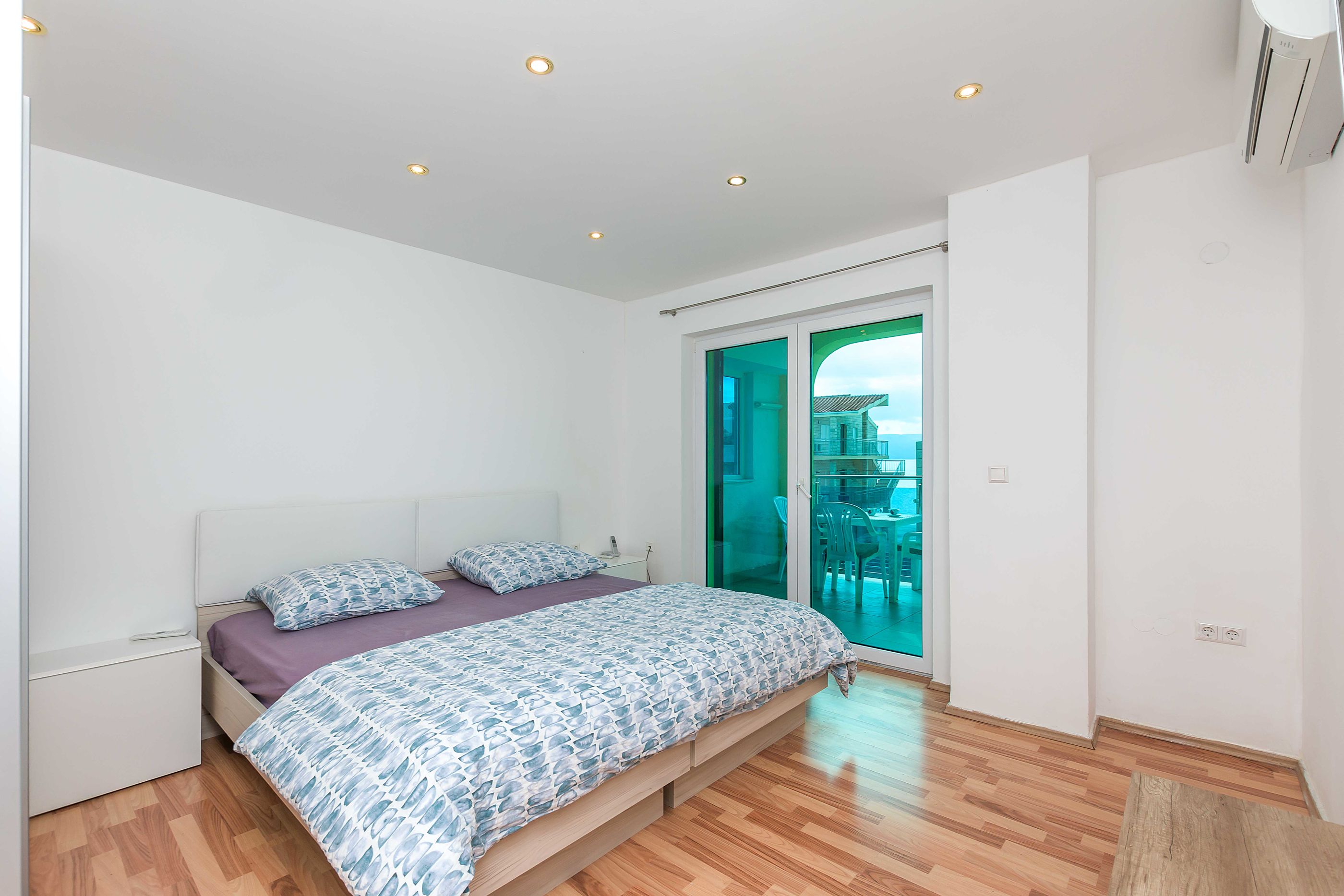 Apartments Road star 74741-A4