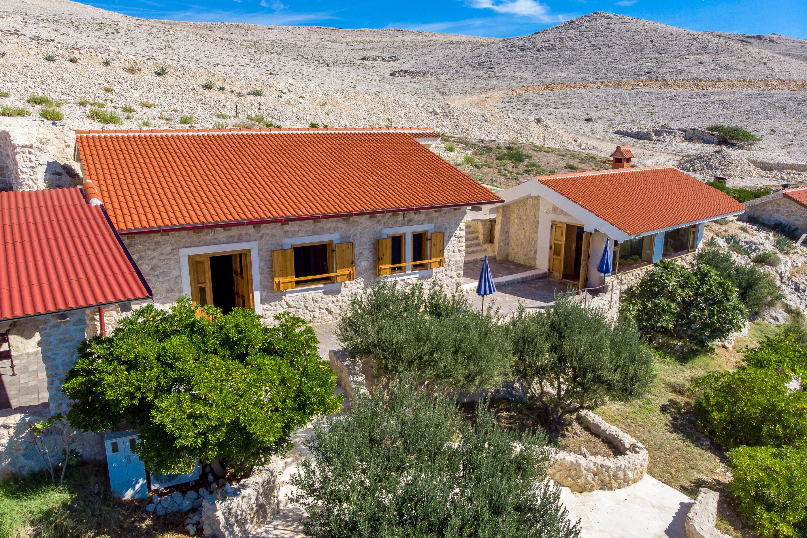House Srećko 31541-K1