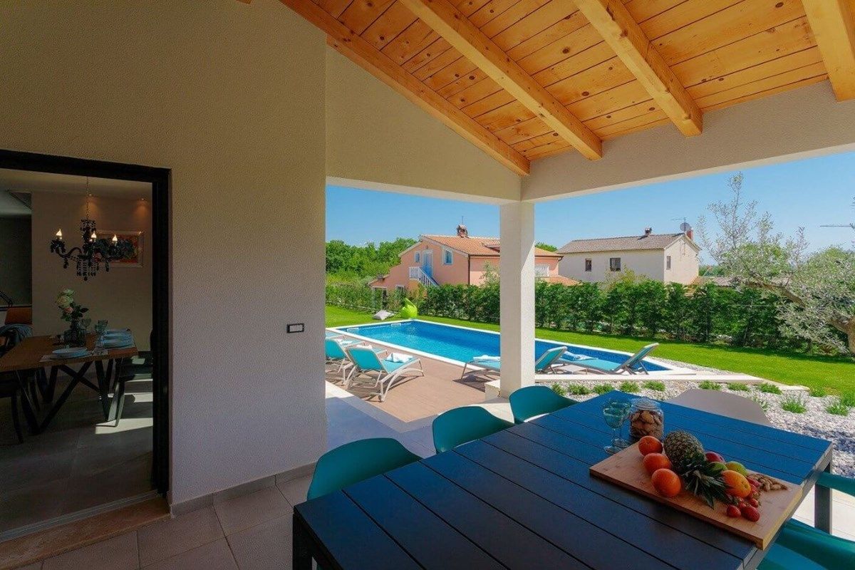 Villa Grande 74148-K1