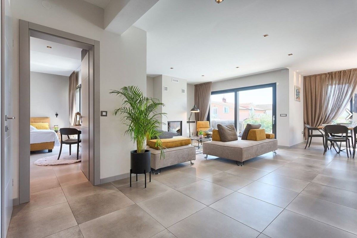 Villa Grande 74148-K1