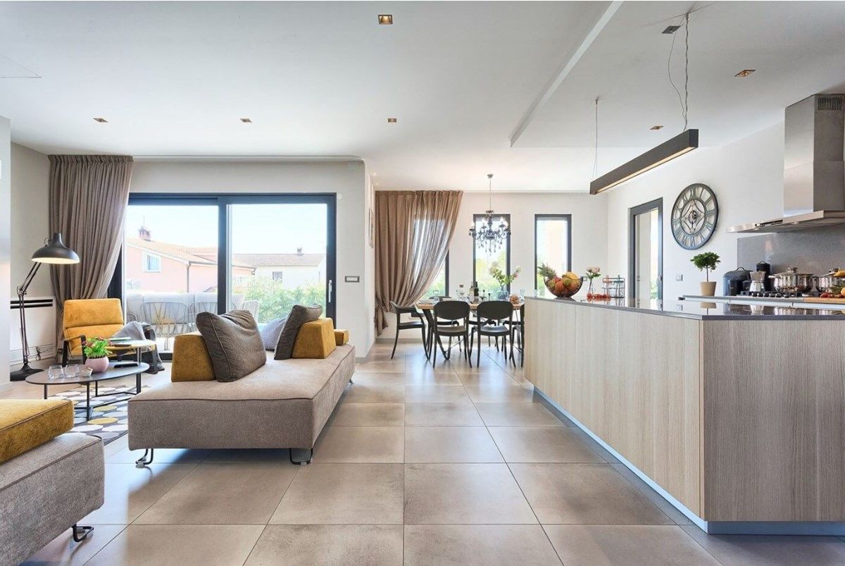 Villa Grande 74148-K1