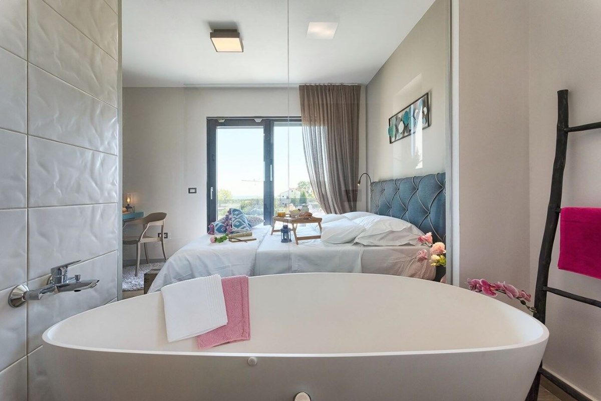 Villa Grande 74148-K1