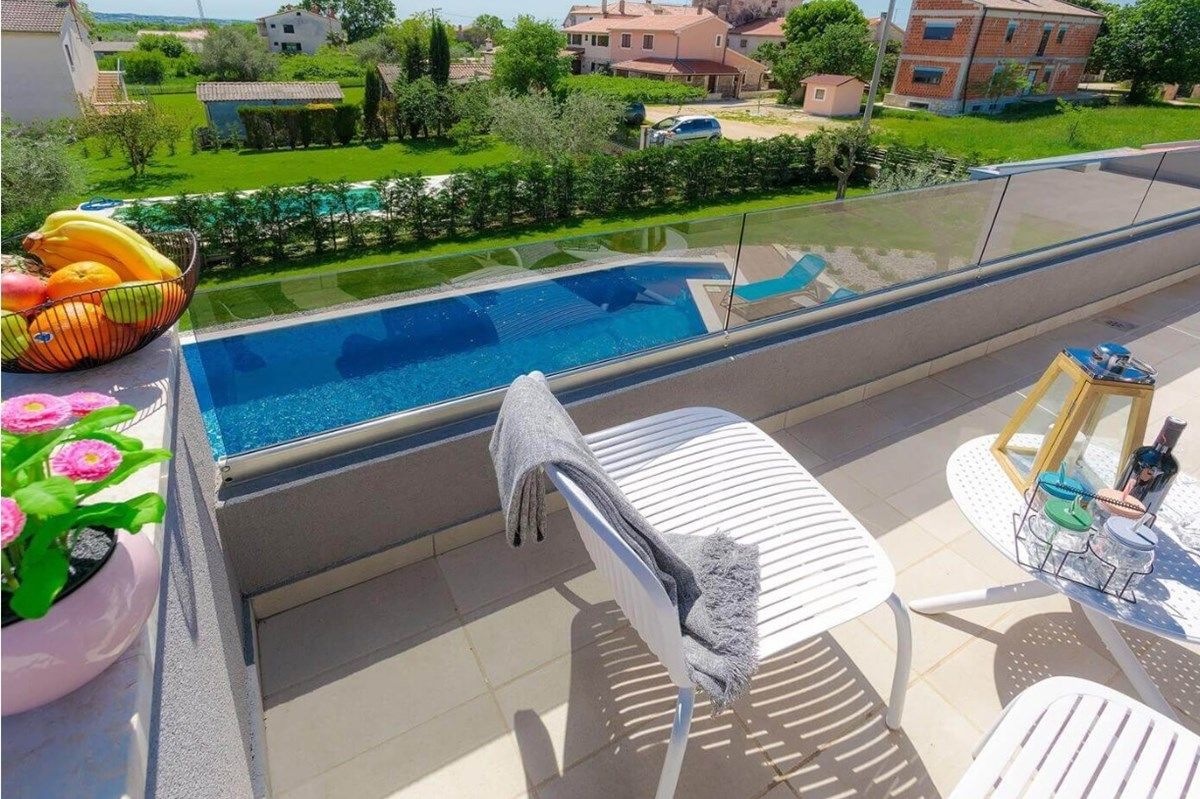 Villa Grande 74148-K1