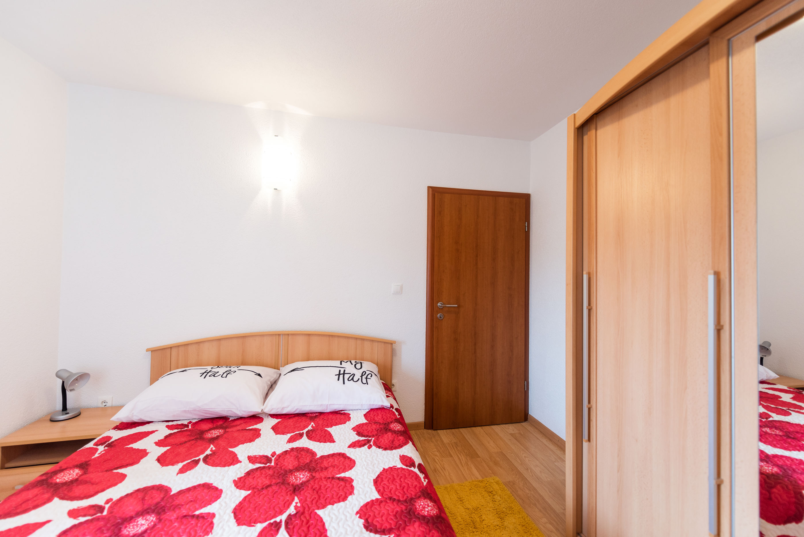 Apartments Karen 74791-A2