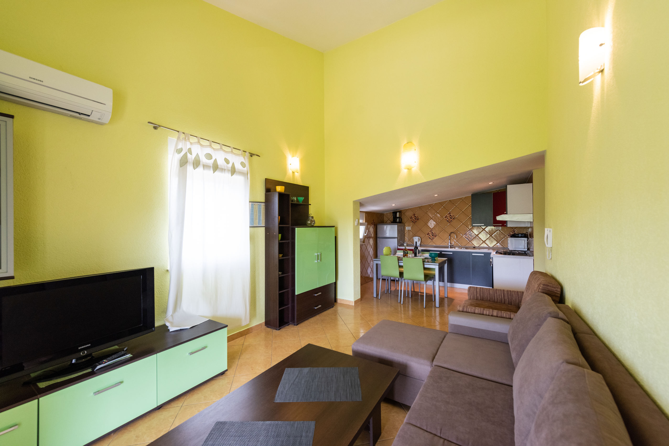 Apartments Karen 74791-A3