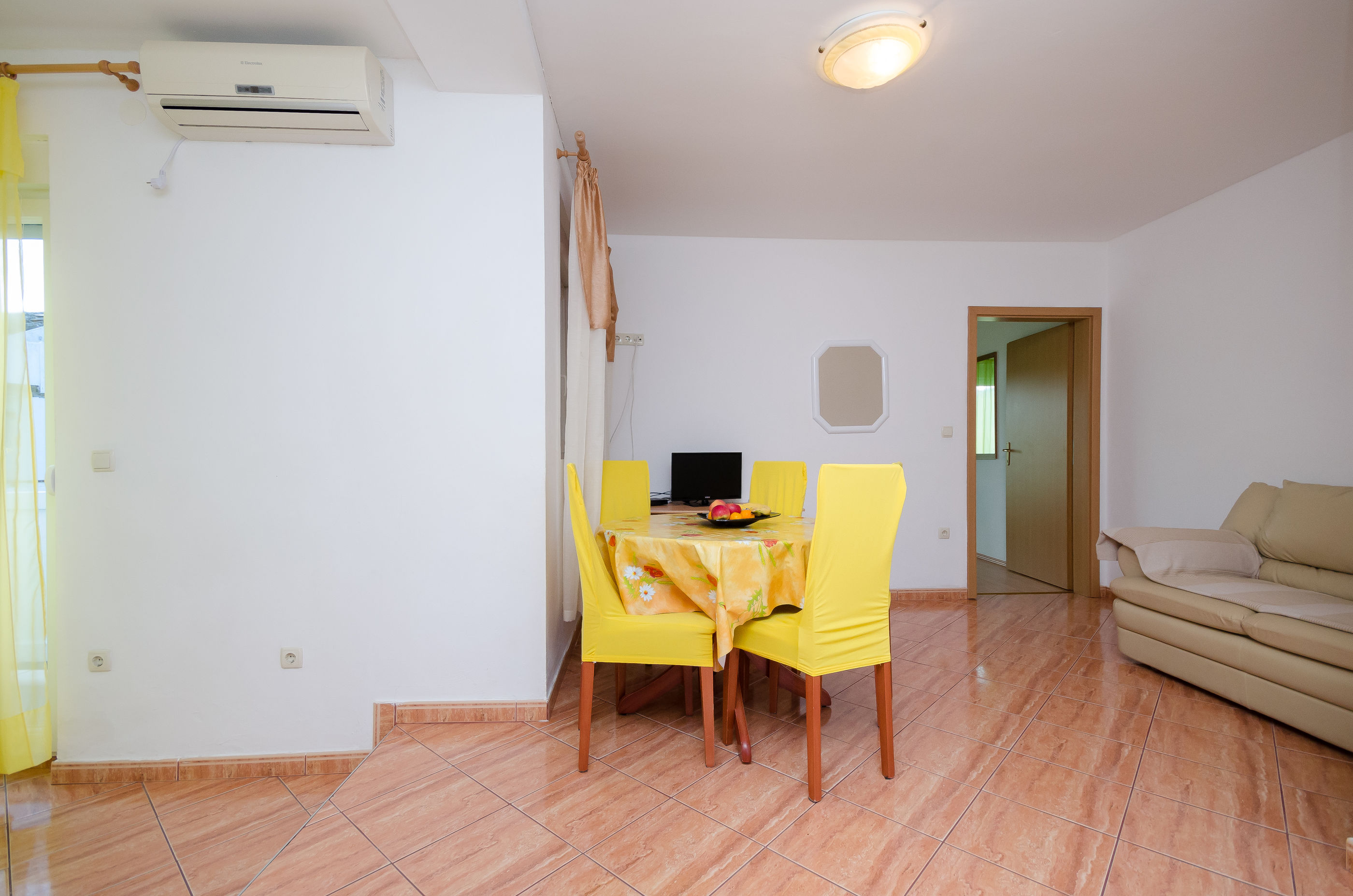 Apartments Pela 87031-A2