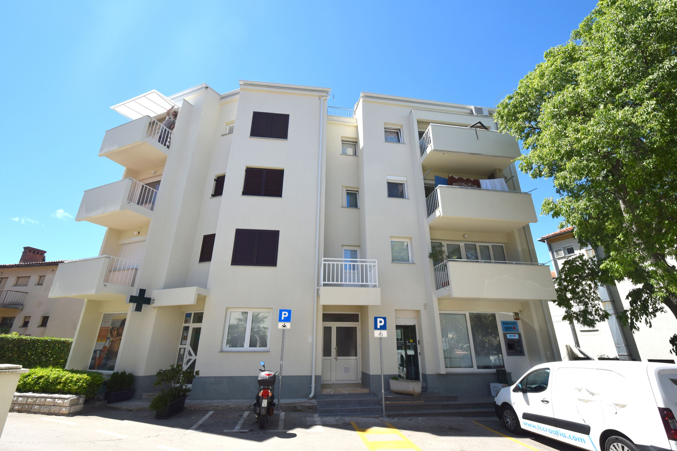 Apartment Jela 62057-A1
