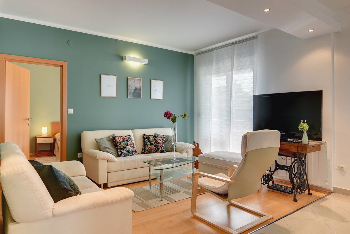 Apartments Villa Delia 16841-A1