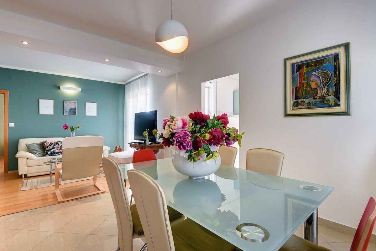 Apartments Villa Delia 16841-A1