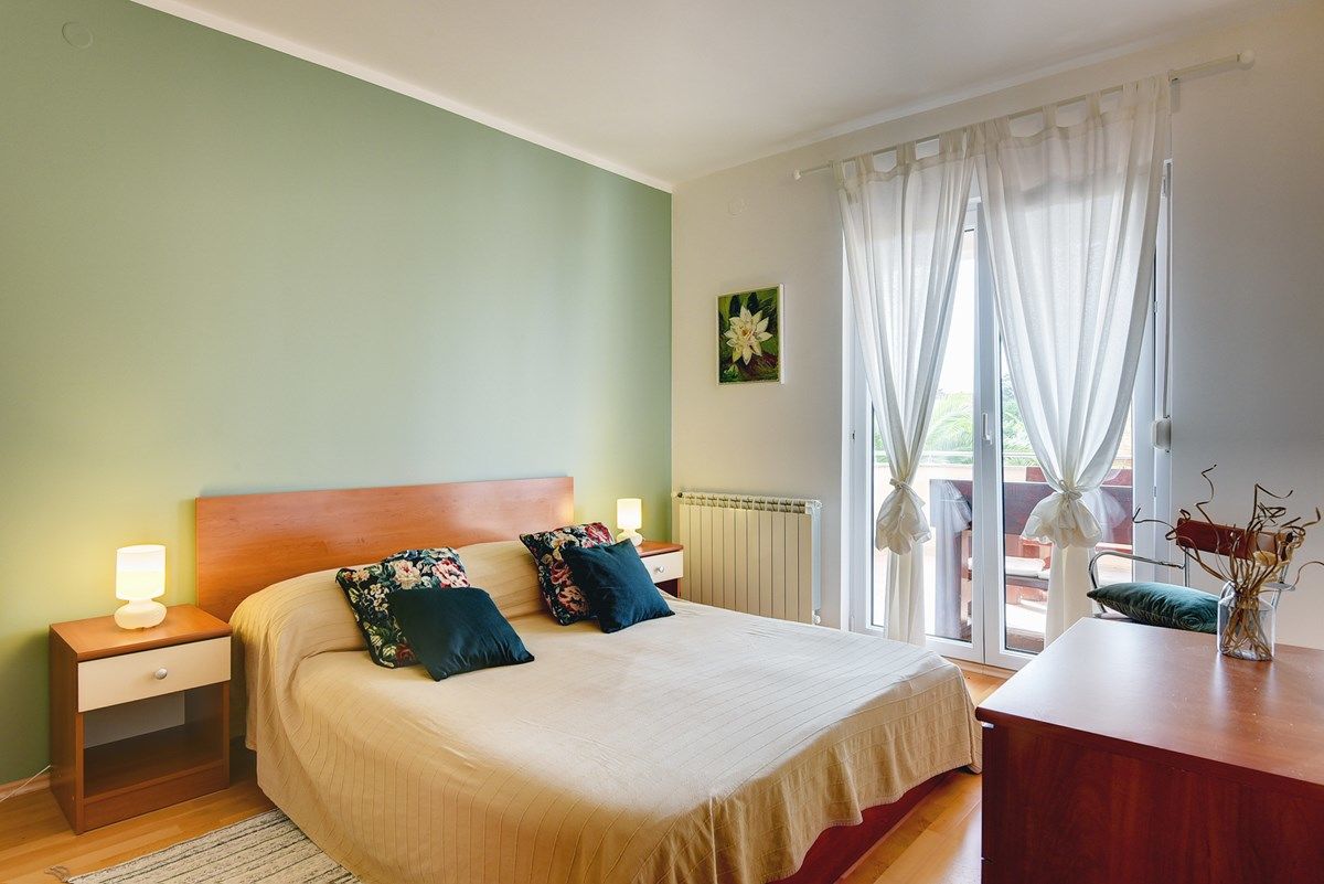 Apartments Villa Delia 16841-A1
