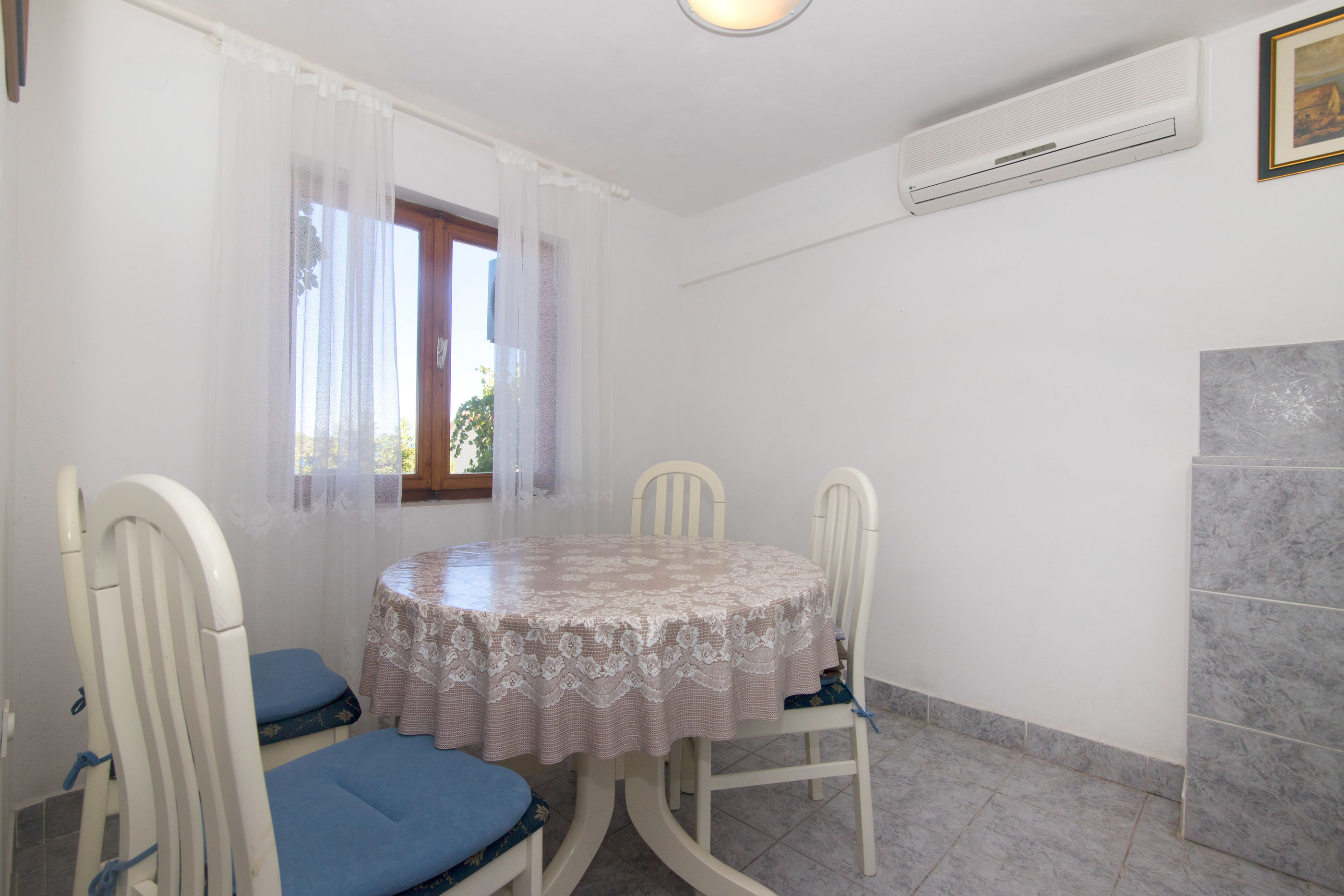 Apartments Jakša 72821-A1