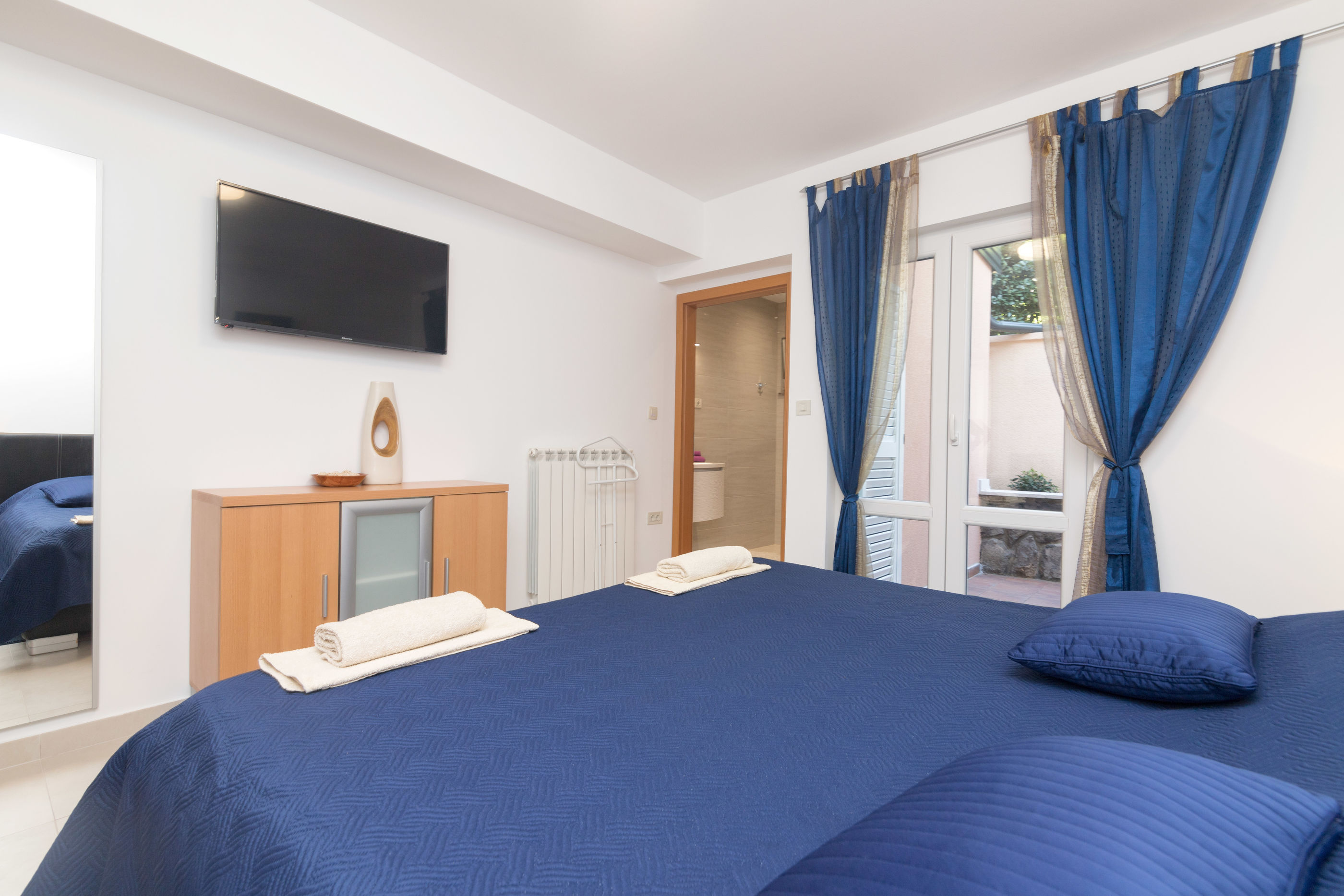 Apartments Villa Adore 86481-A2