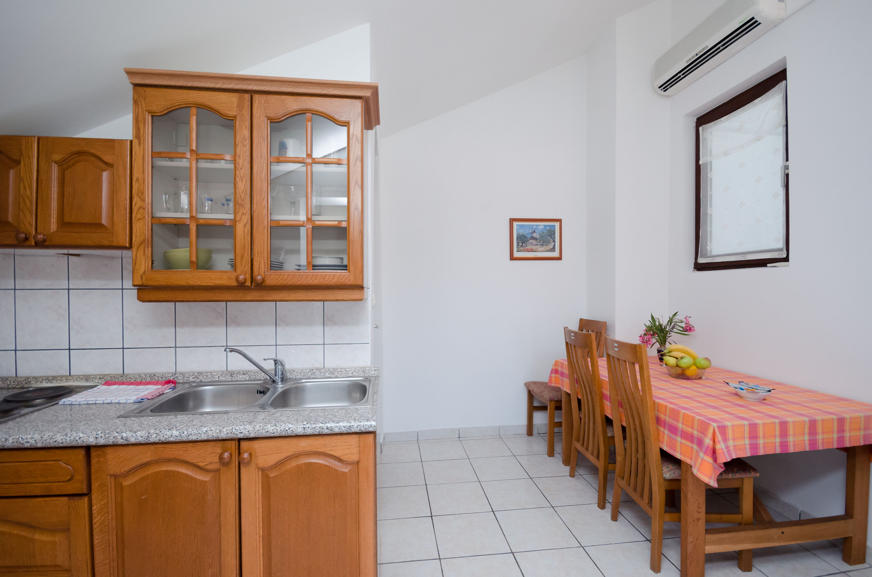 Apartments Drago 70881-A6