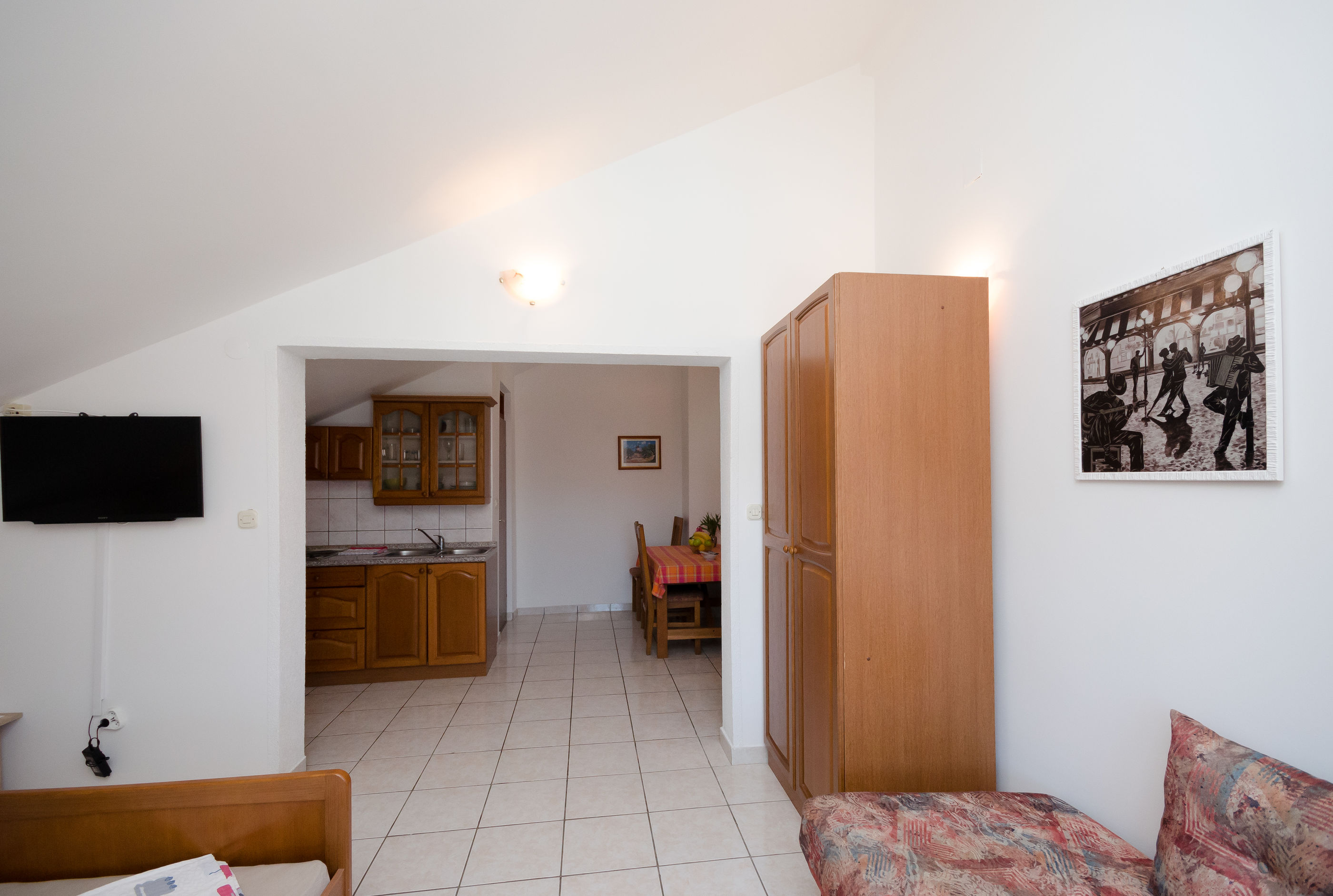 Apartments Drago 70881-A6