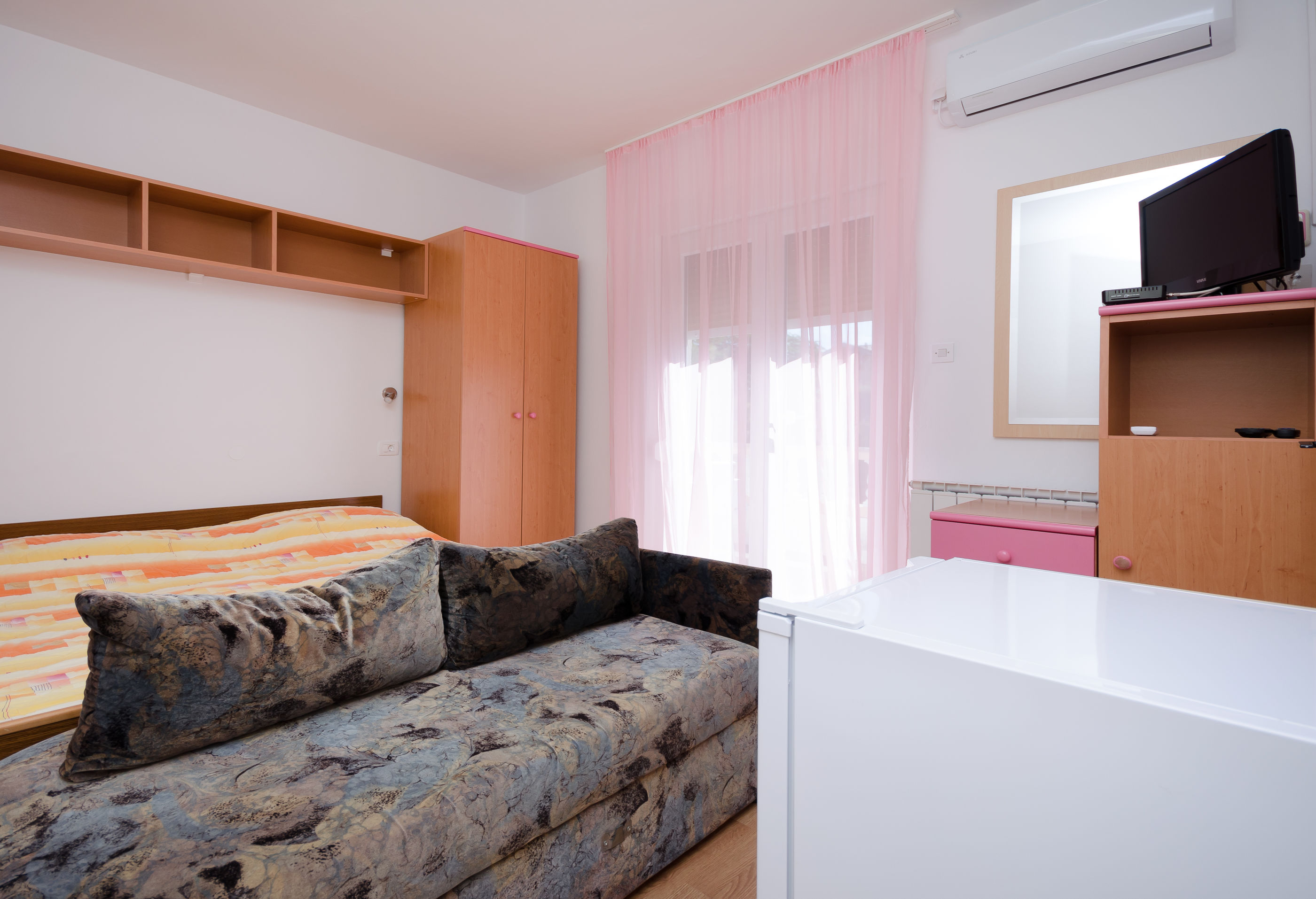 Rooms Lili 86901-S4