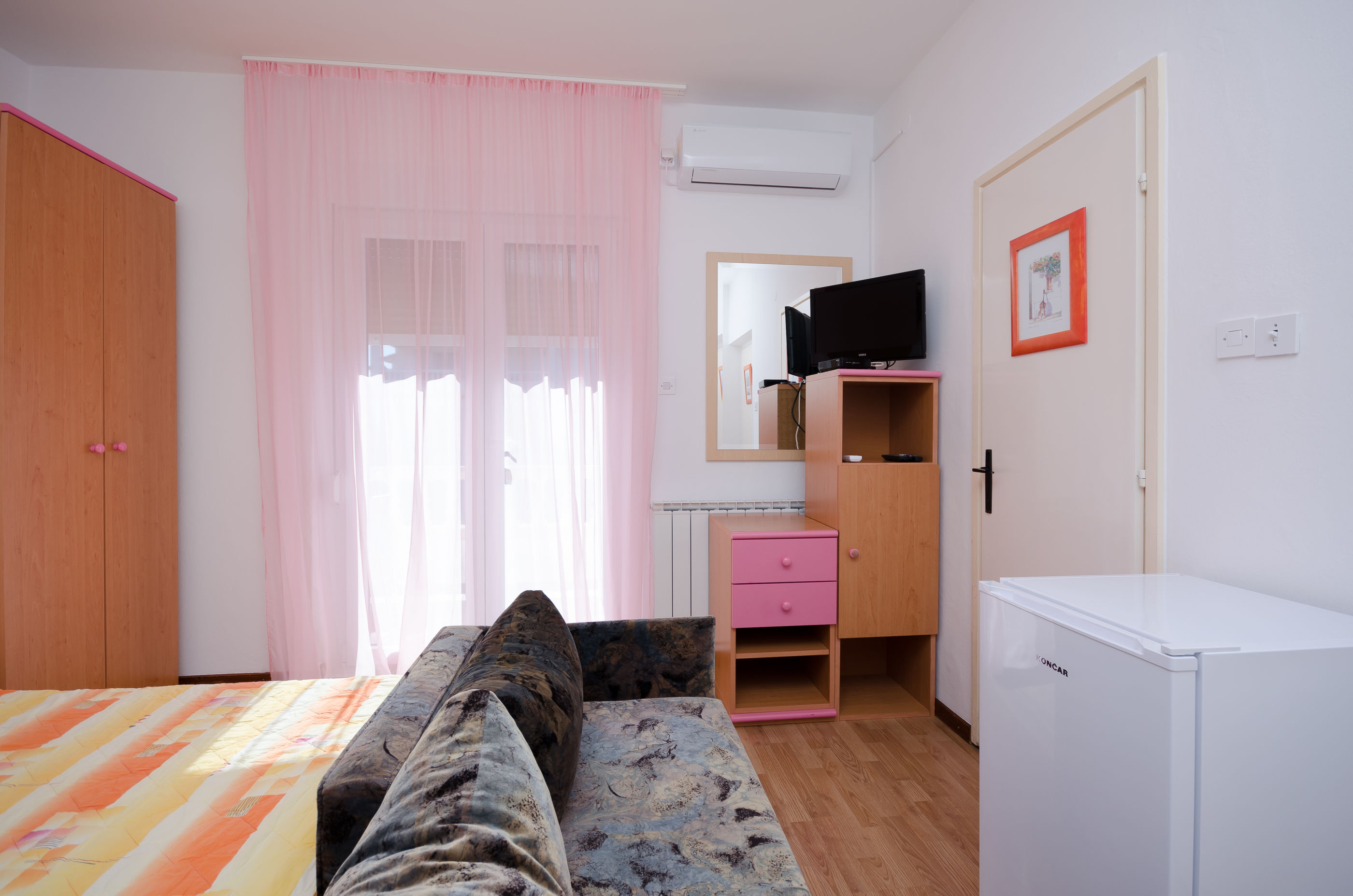 Rooms Lili 86901-S4
