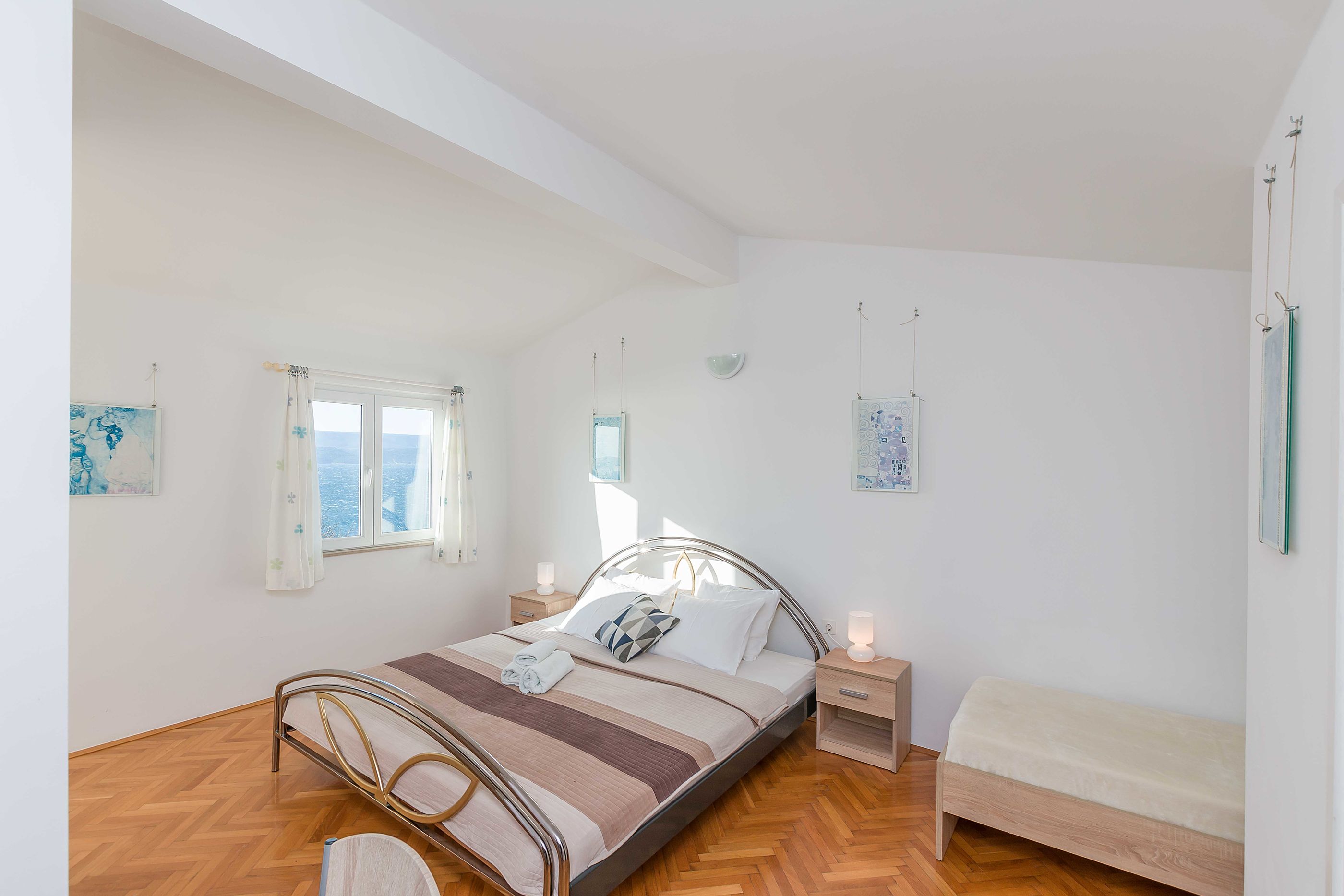 Apartments Nikola 76141-A1
