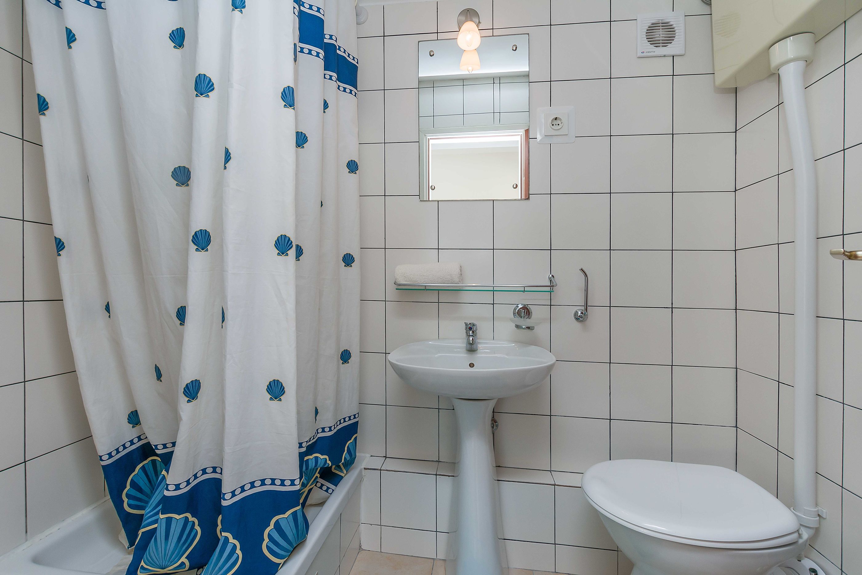 Apartments Nikola 76141-A1