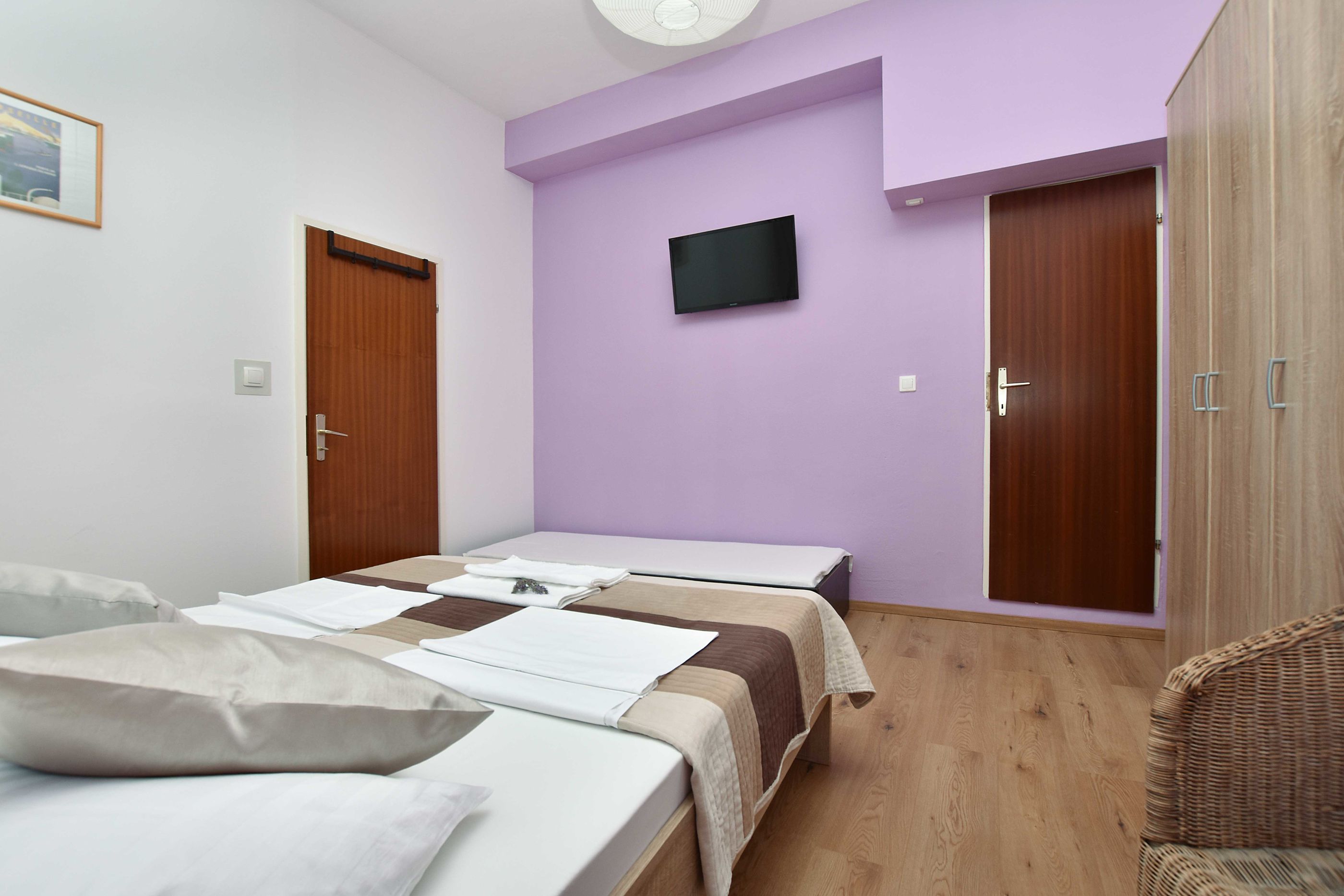 Apartments Nikola 76141-A5