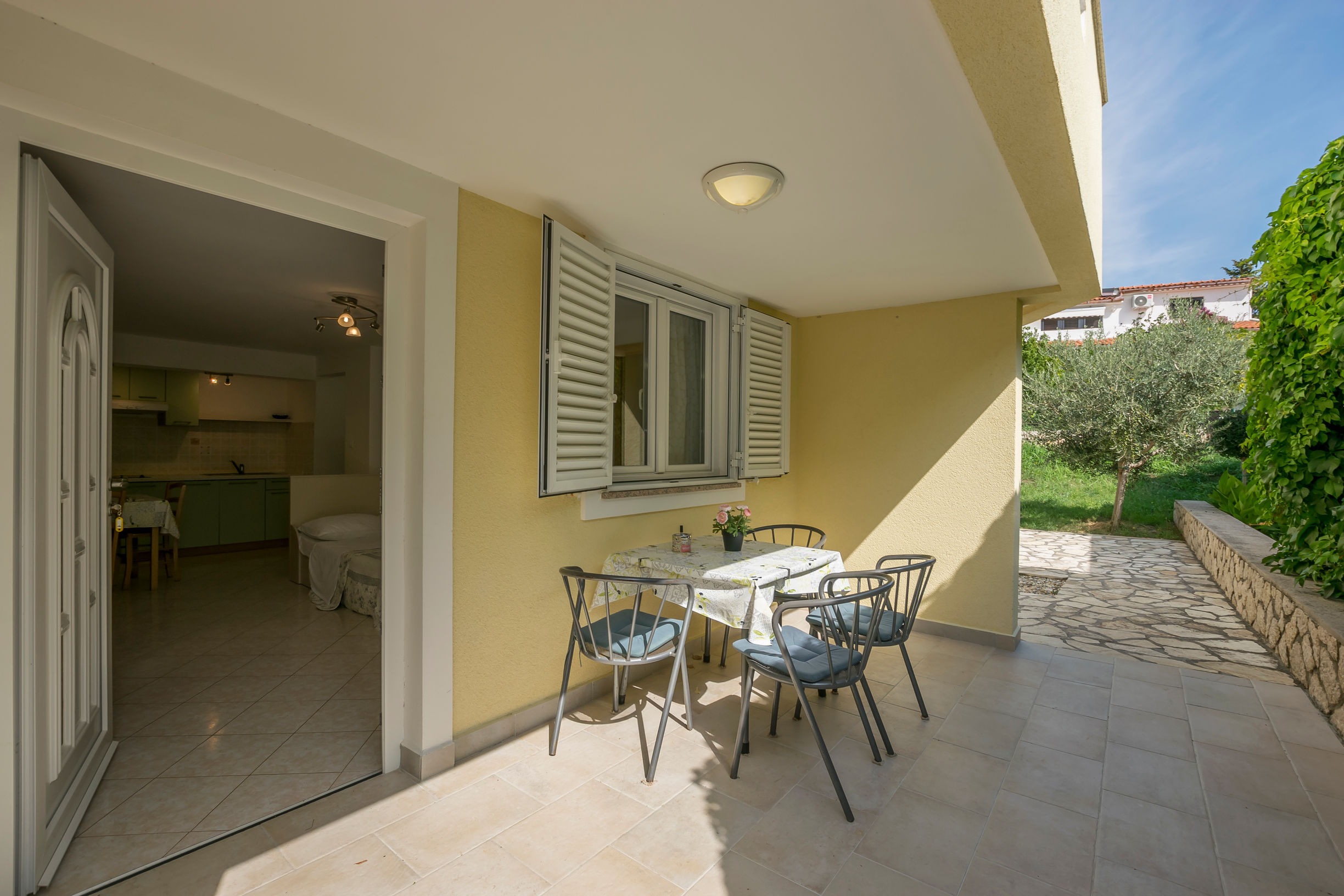 Apartments Only For Family 76441-A1