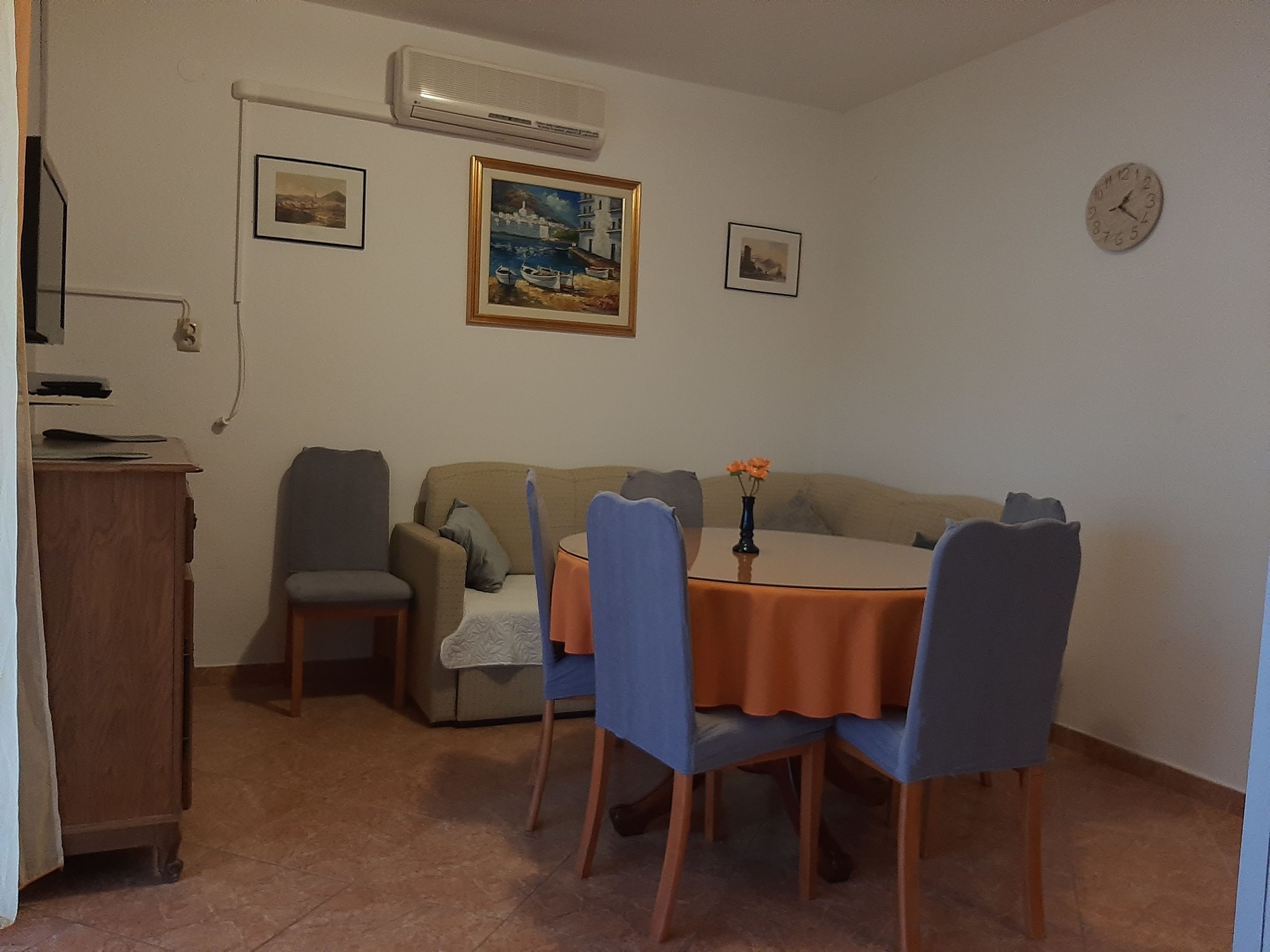 Apartments Jakov 41861-A2