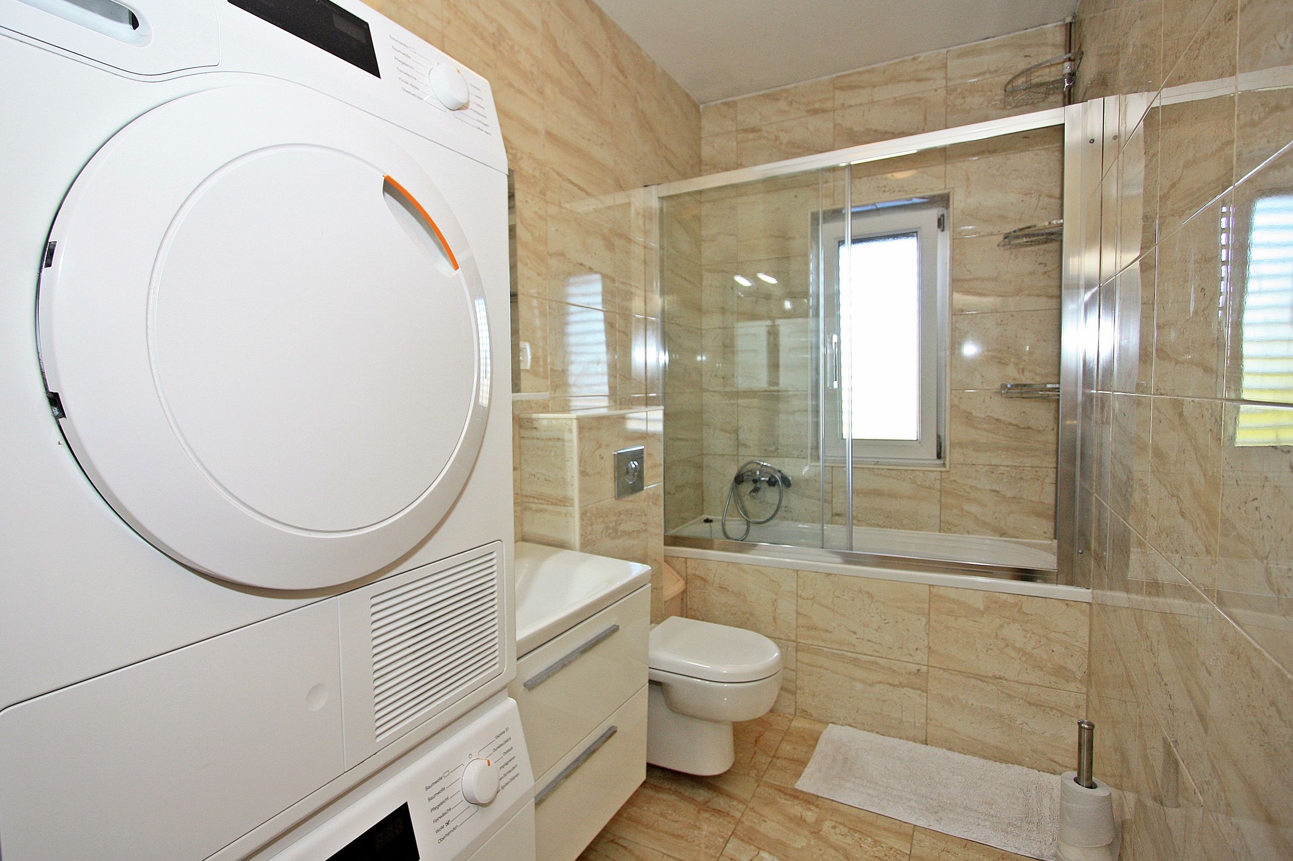 Apartments Ivan 28011-A2