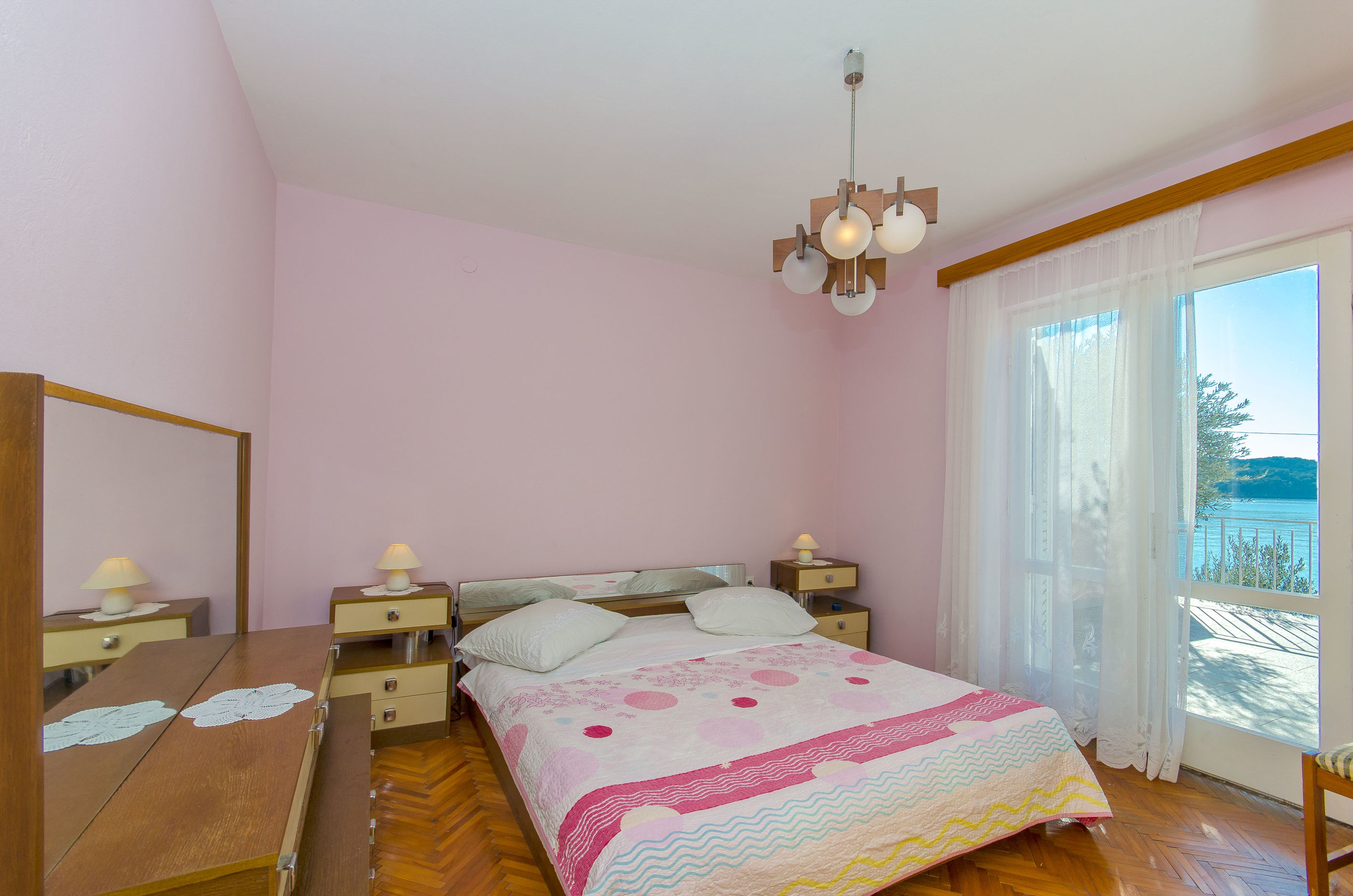 Apartments Ivan 53531-A1
