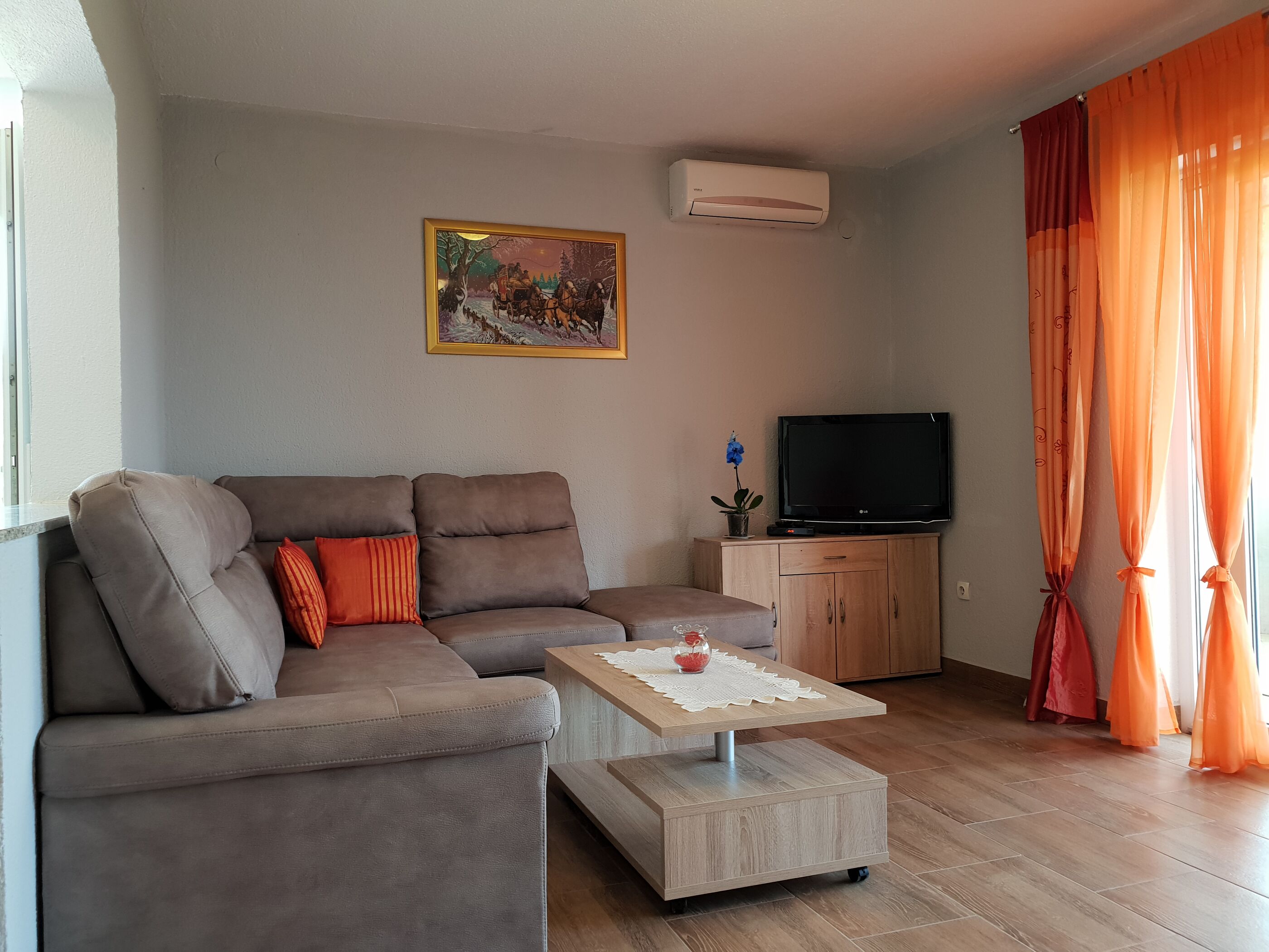 Apartments Josipa 63791-A1