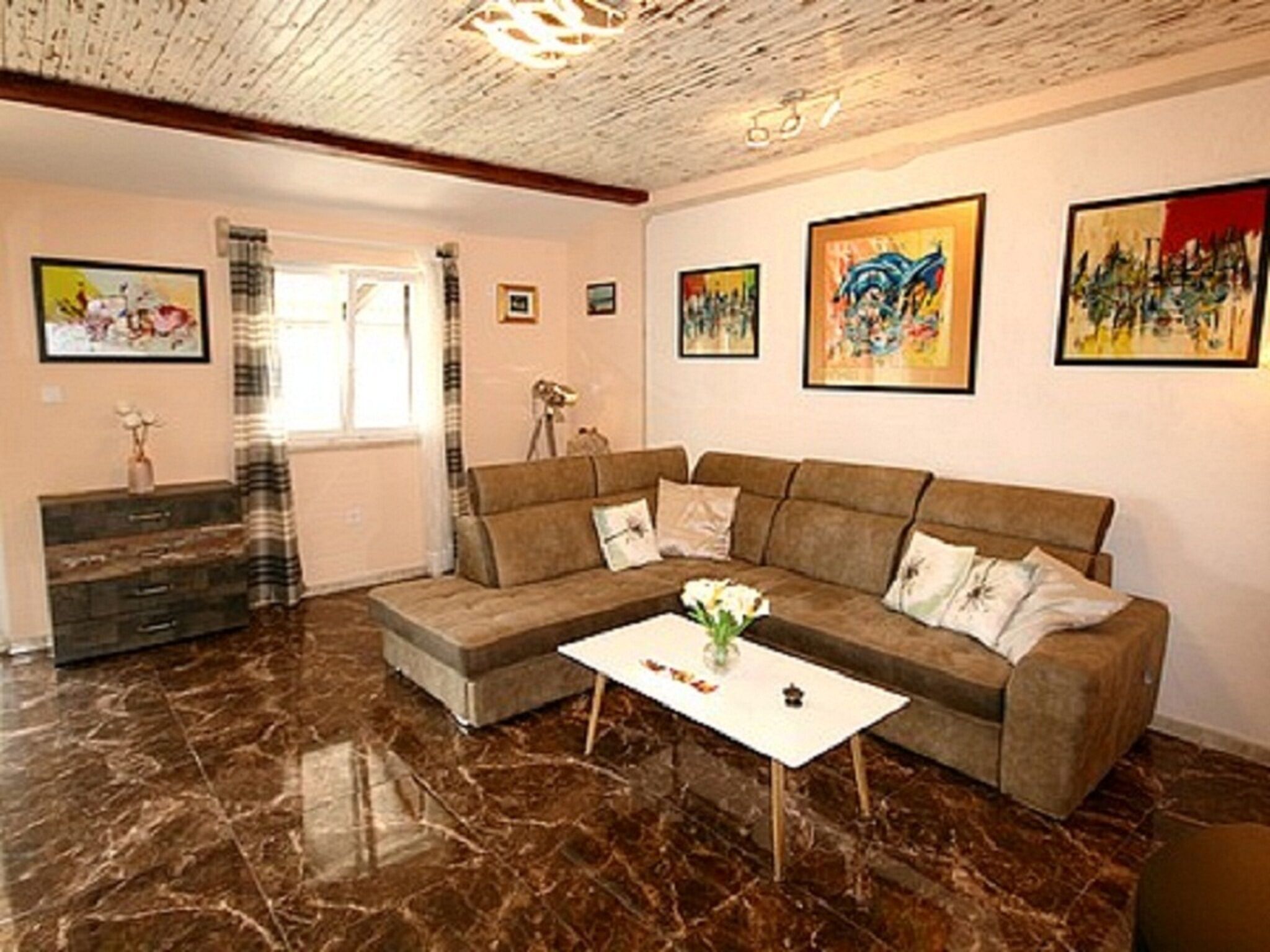 Apartment Amfora 70153-A1