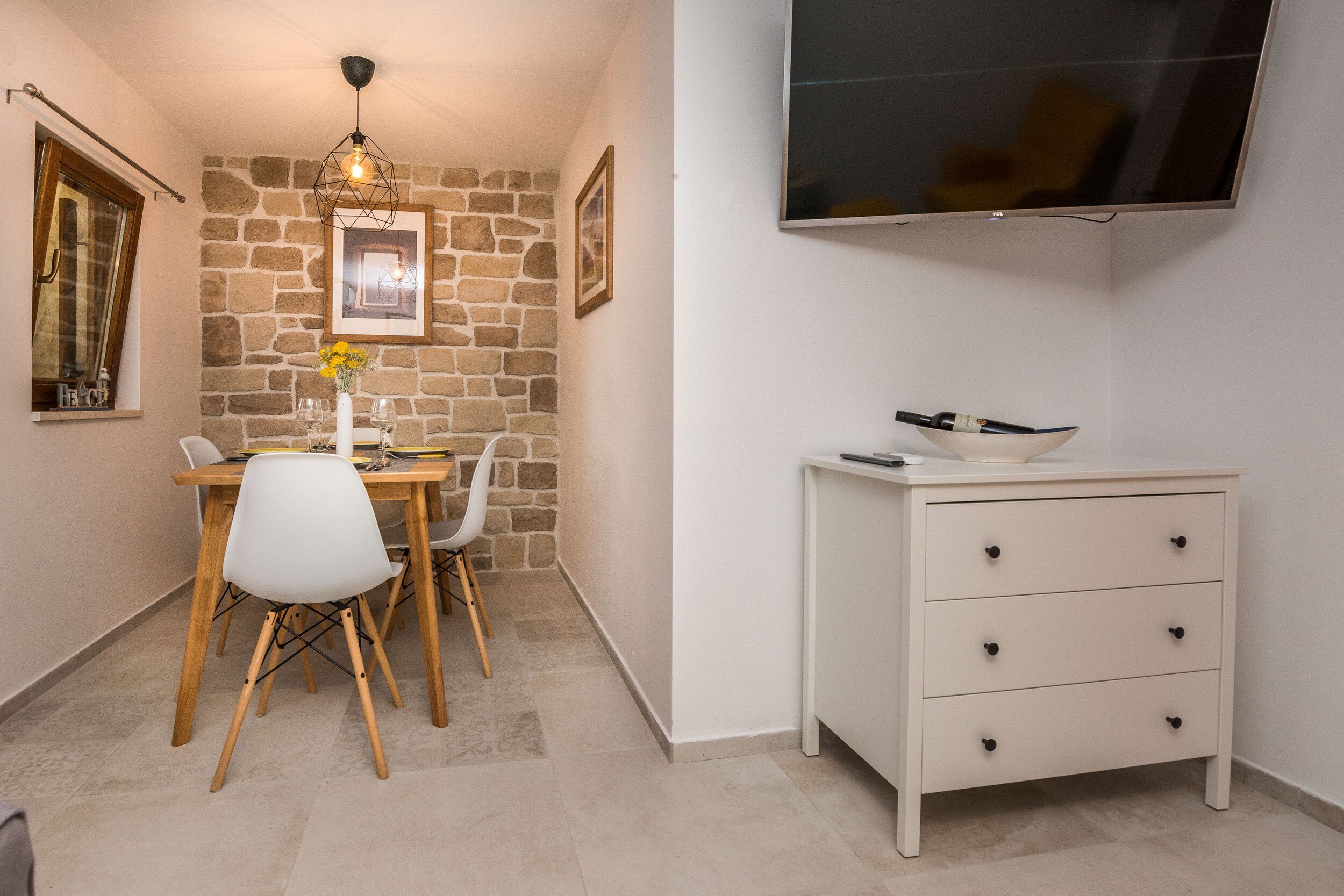 Apartments Malcic 20745-A1