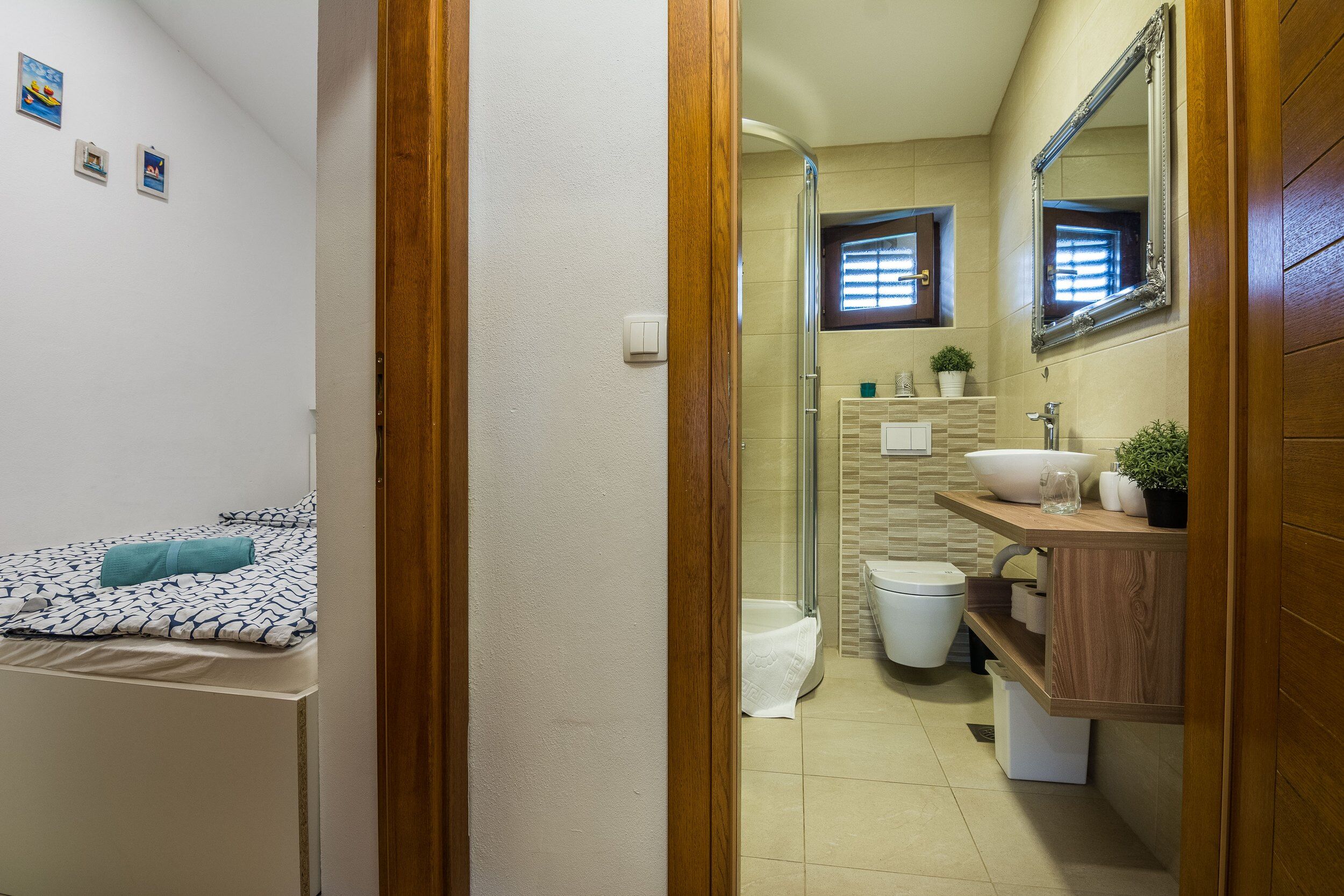 Apartments Malcic 20745-A2