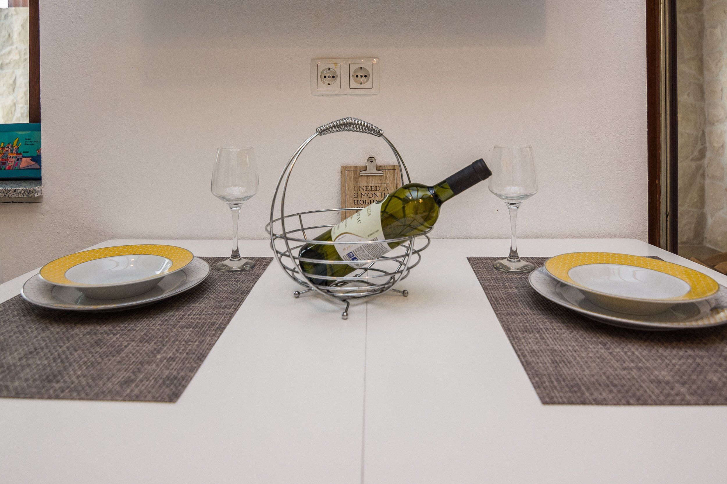Apartments Malcic 20745-A2
