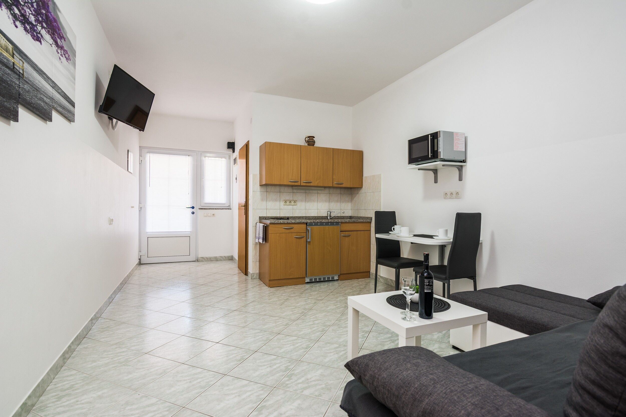 Apartments Skundric 20747-A1