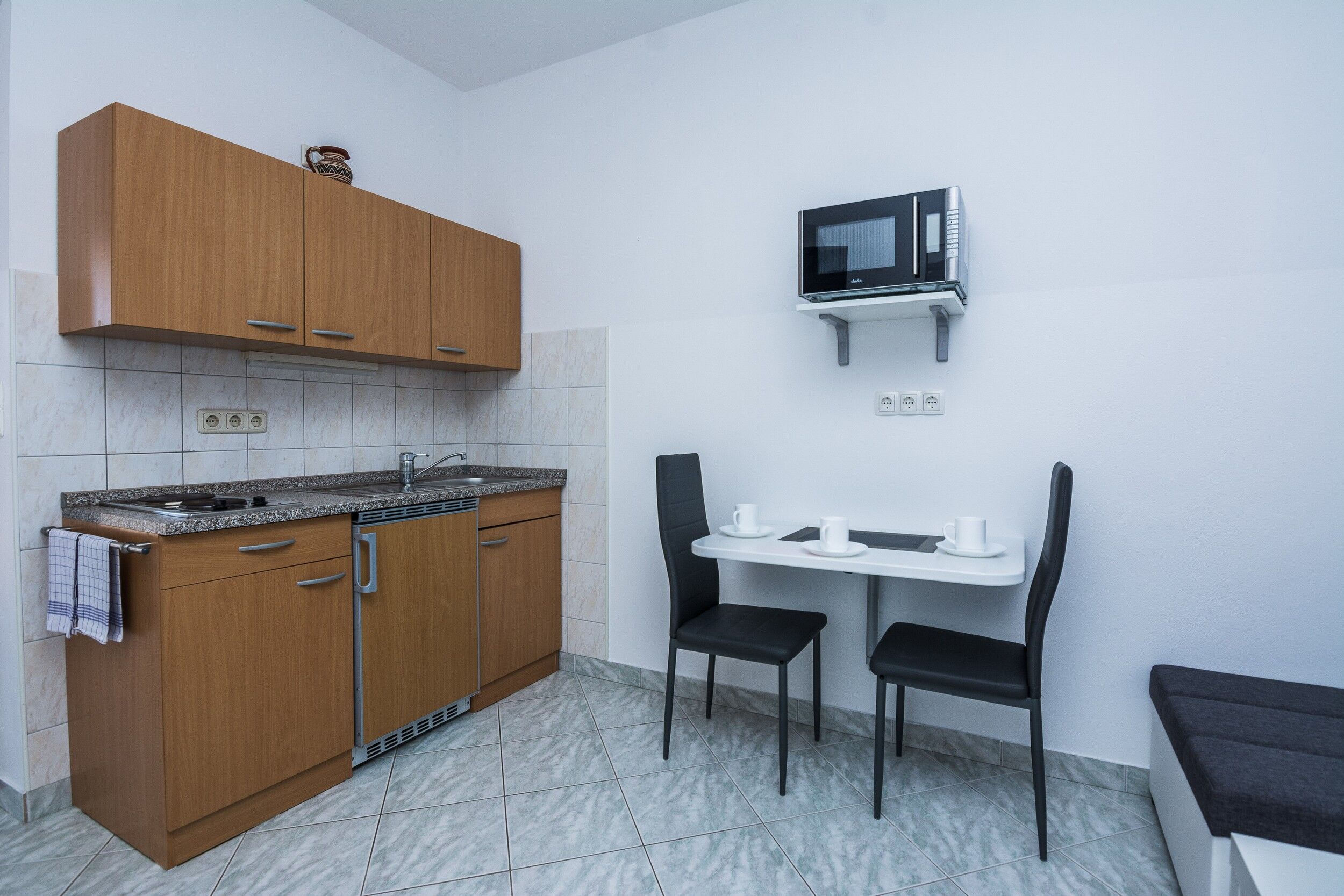 Apartments Skundric 20747-A3