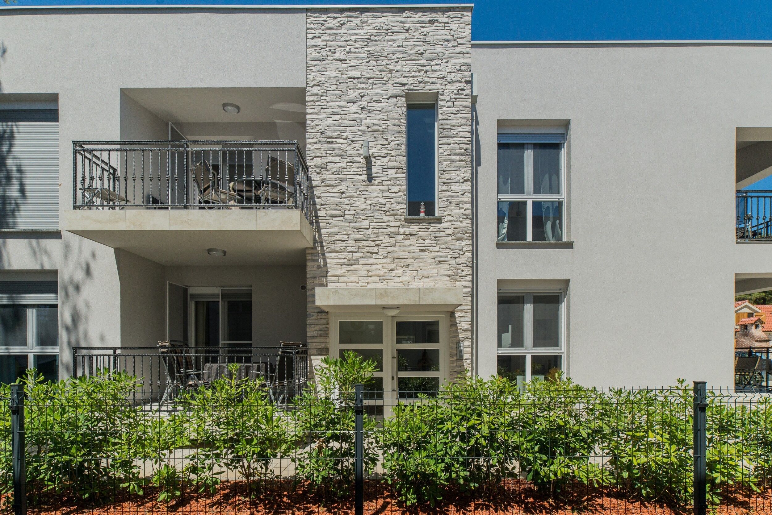Apartments Djian 30627-A2