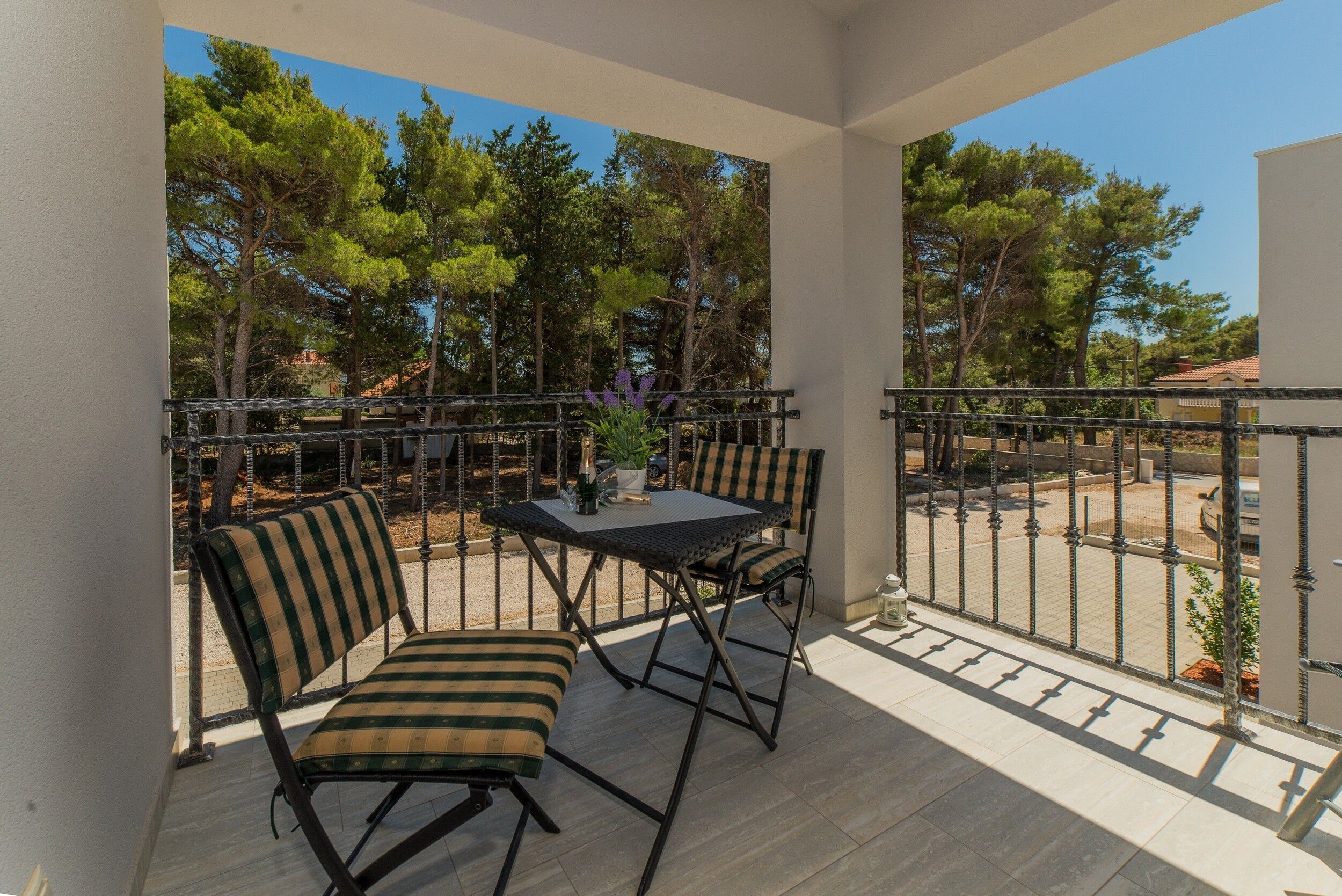 Apartments Djian 30627-A2