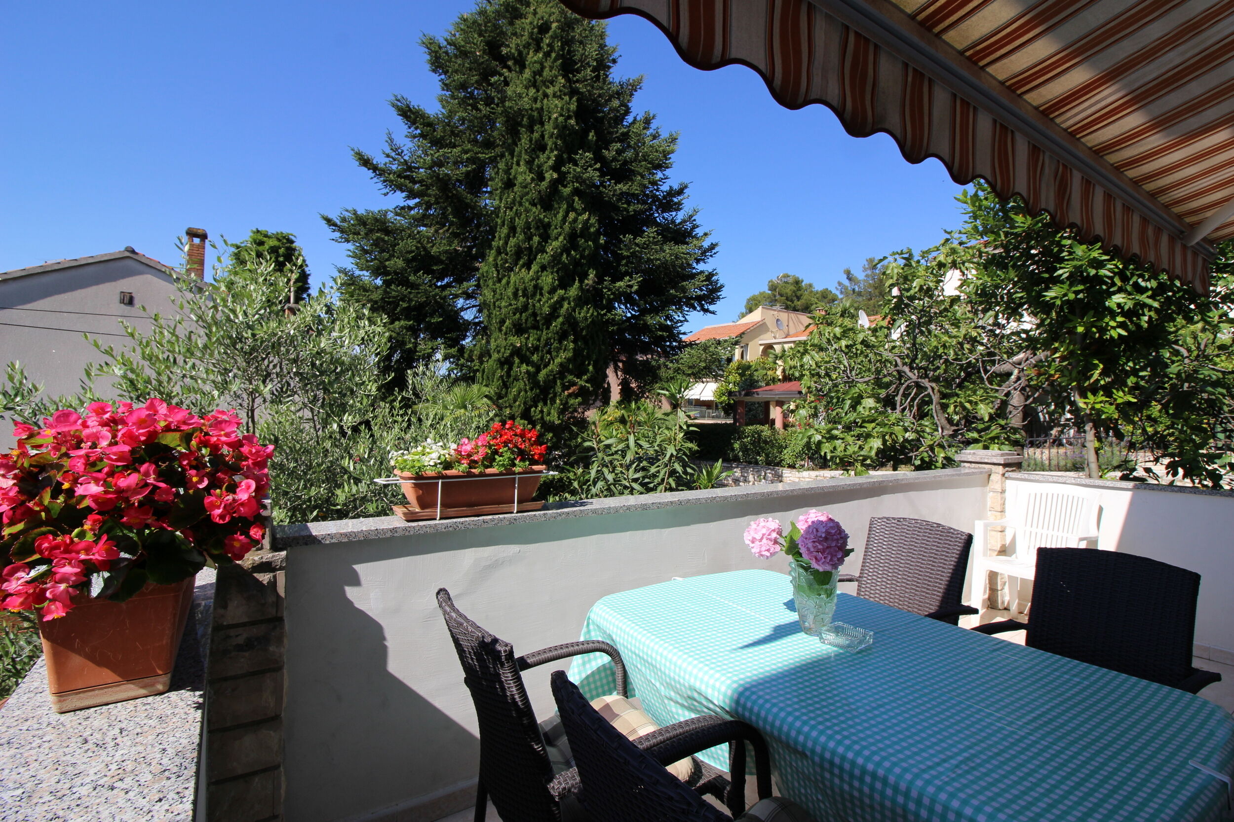 Apartments DORITA 15509-A2