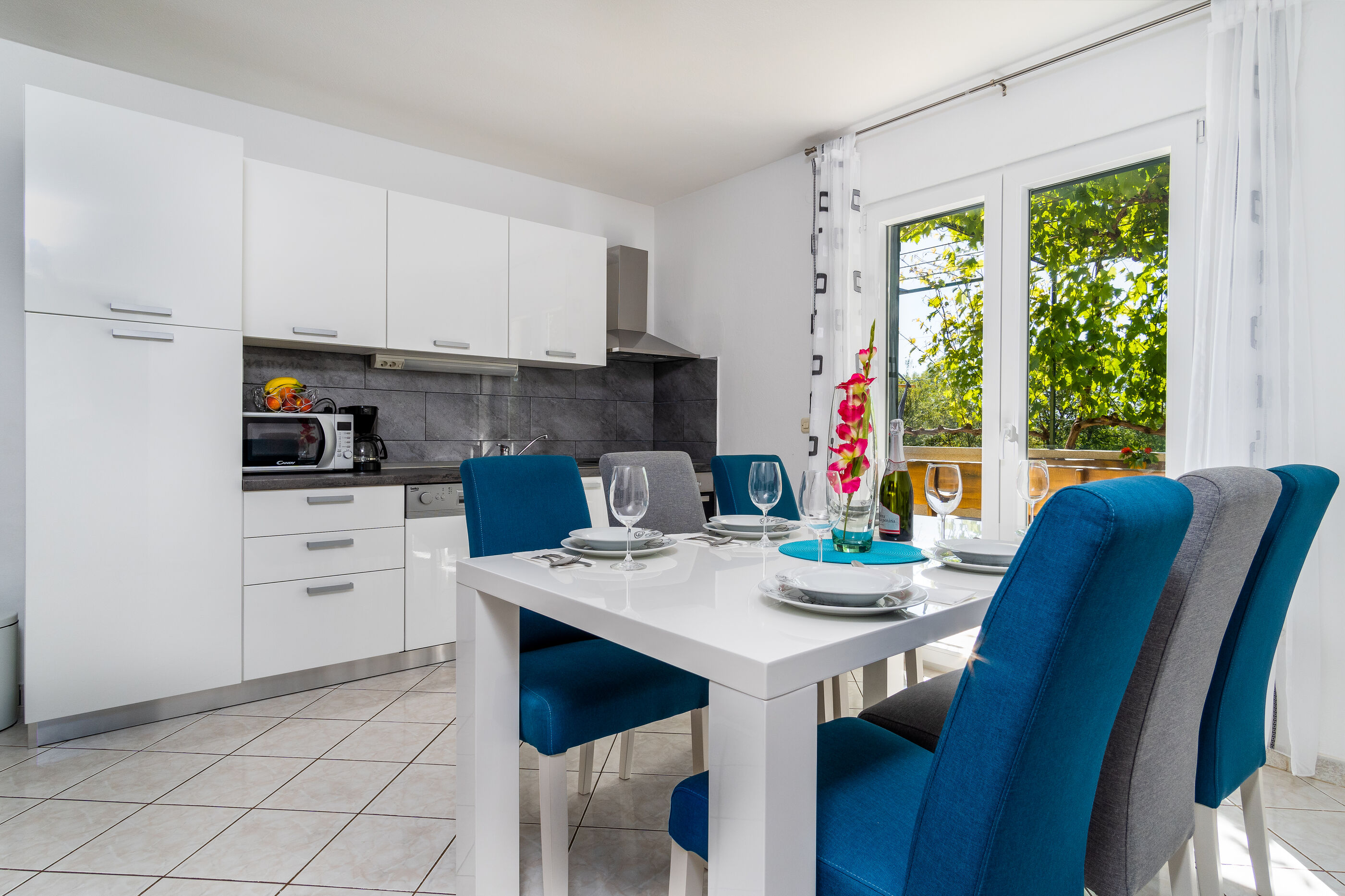 House Simani 17641-K1