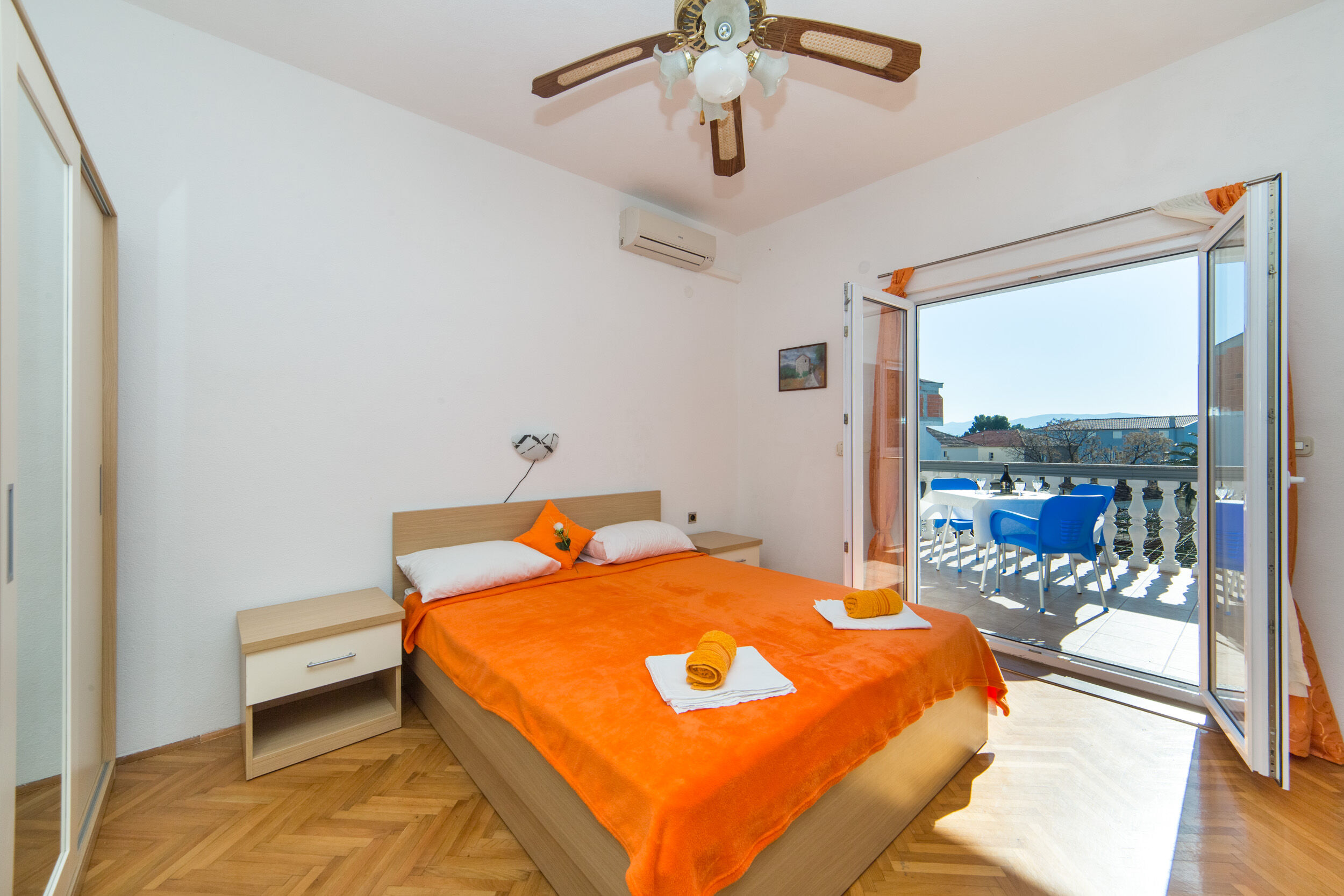 Apartments Ostrog 78351-A1