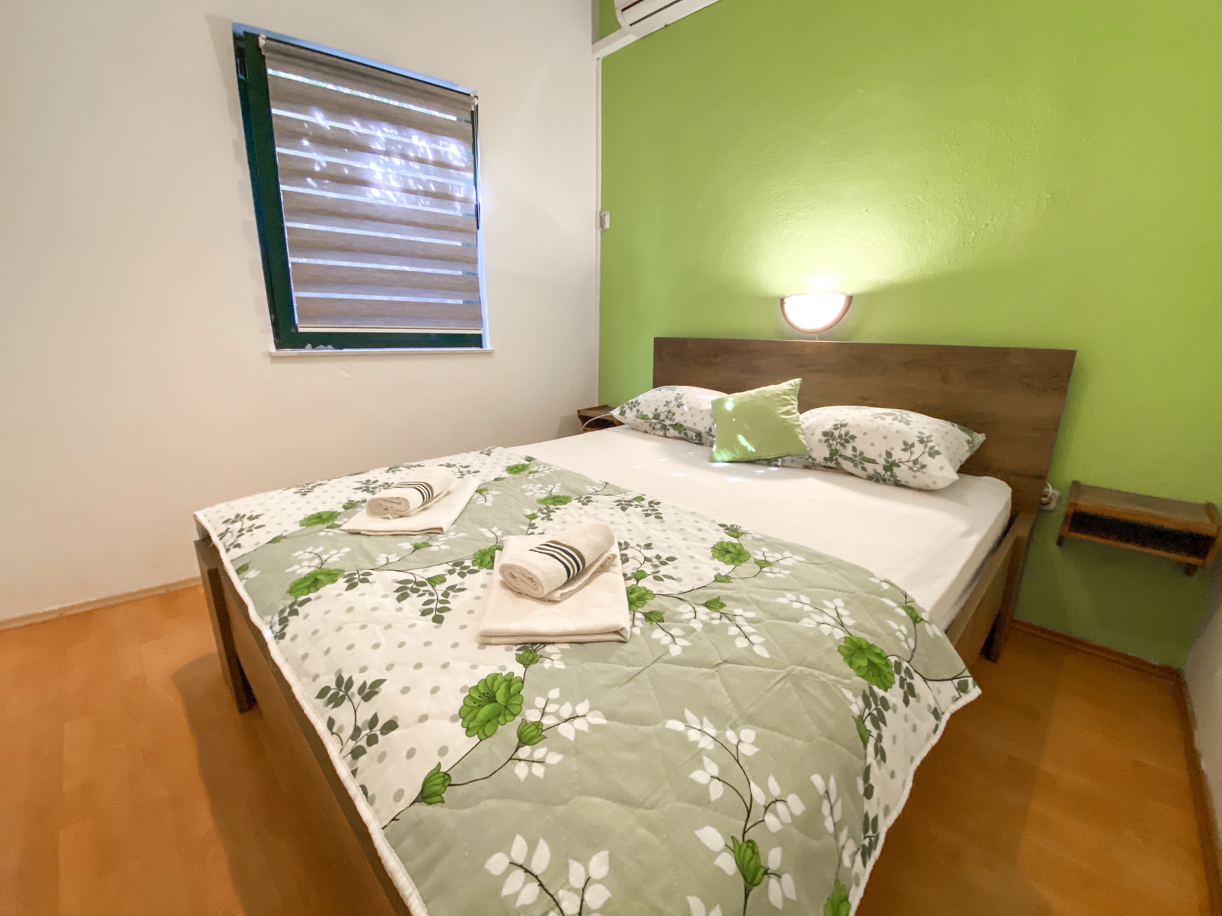 Apartments Ostrog 78351-A5