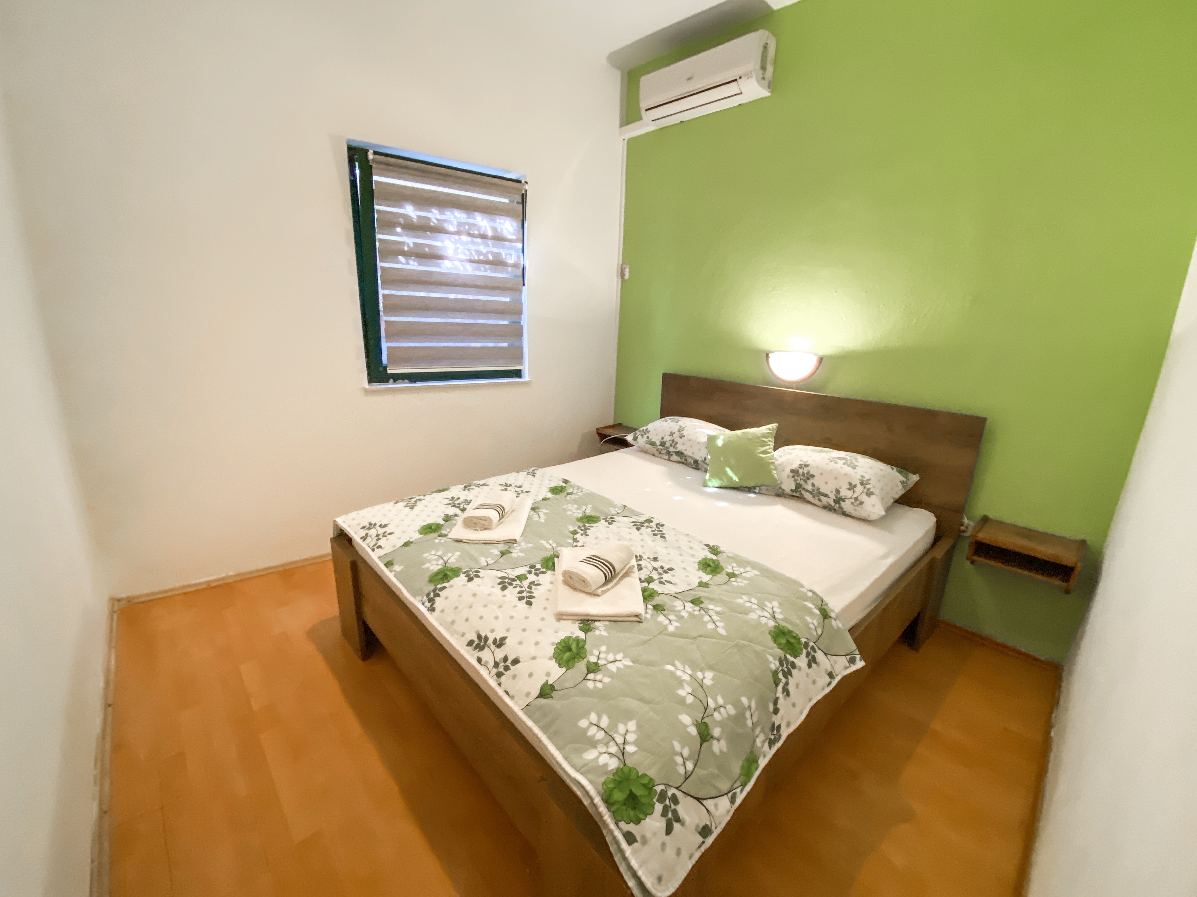 Apartments Ostrog 78351-A5