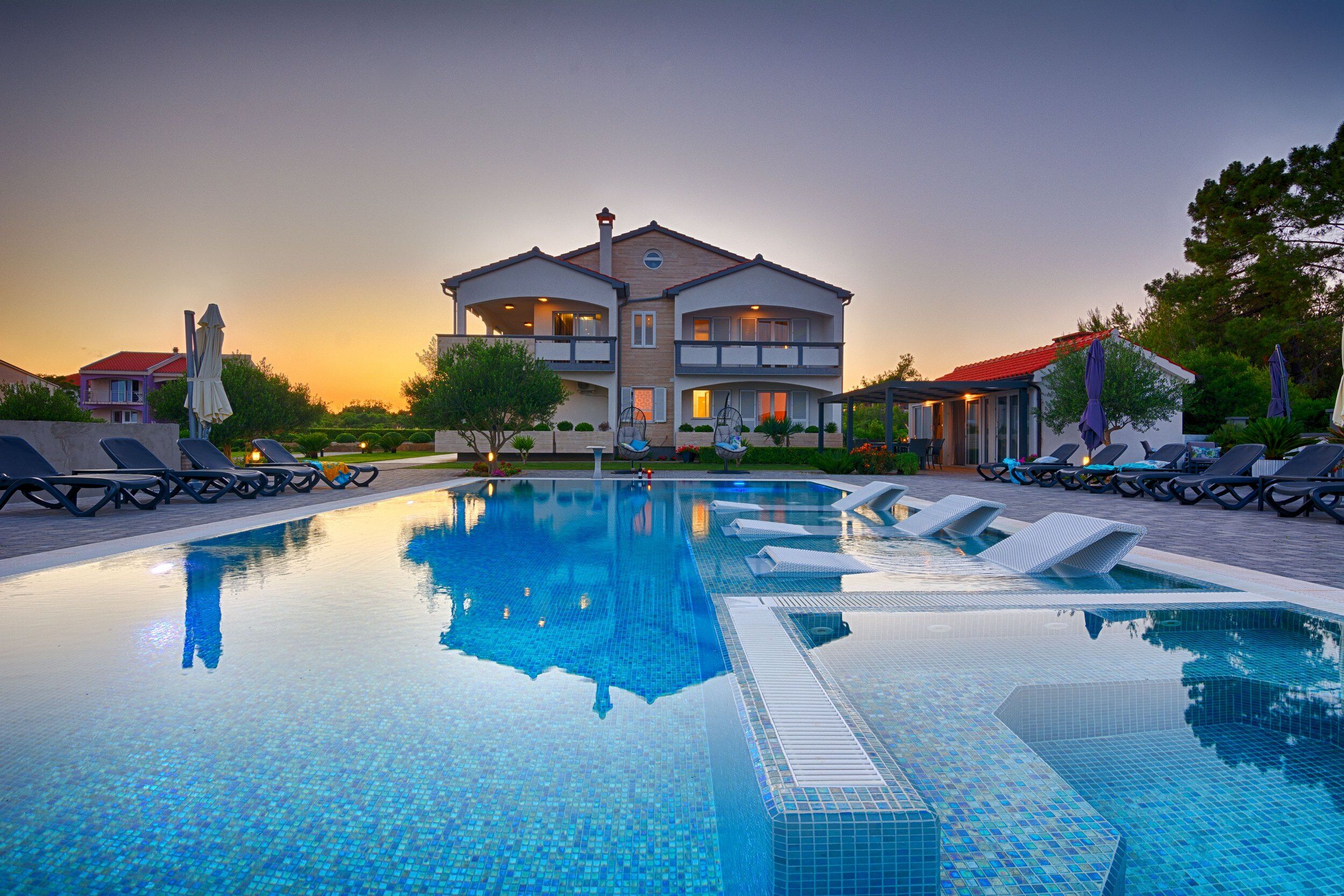Apartments Basic Vesna 18439-A2