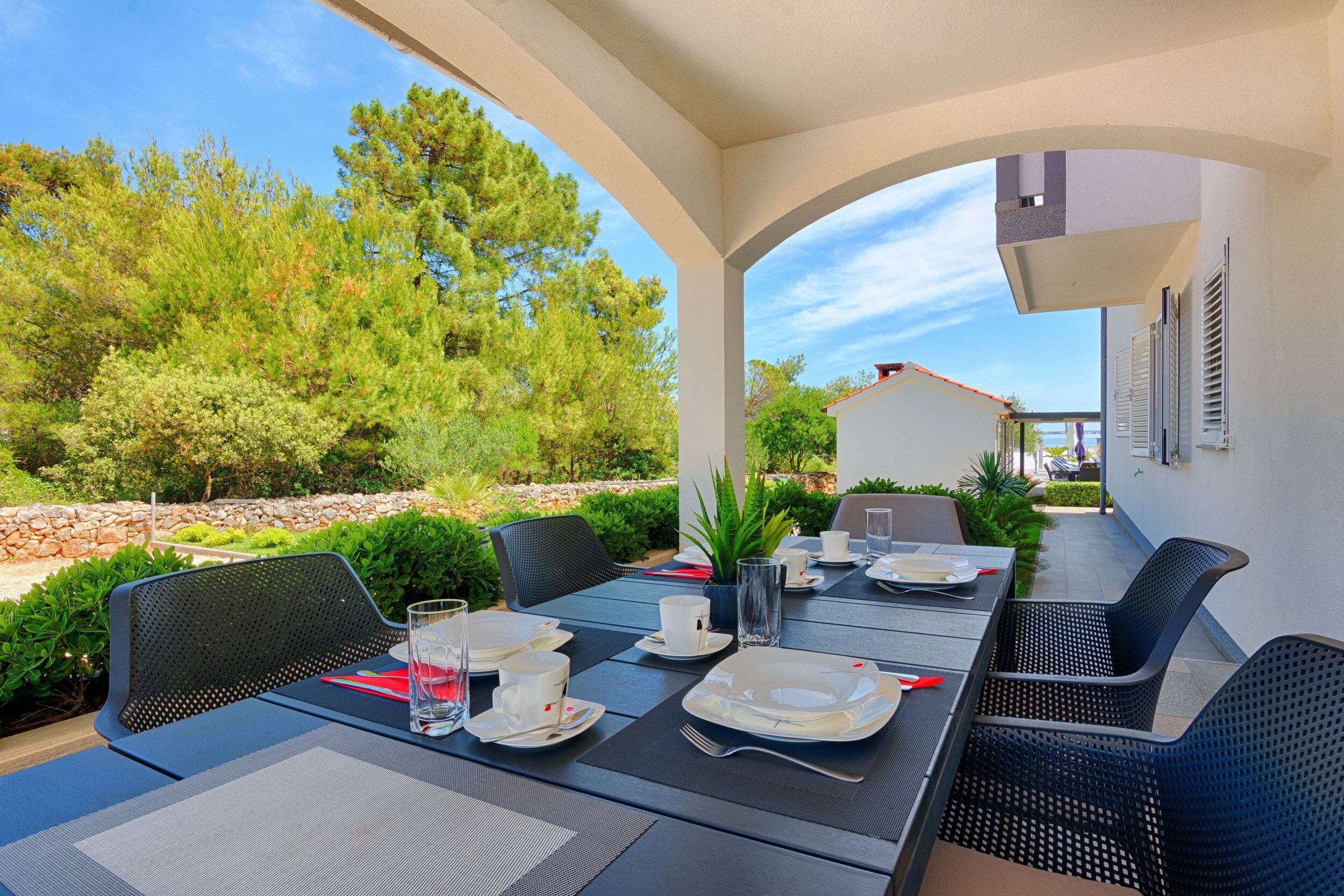 Apartments Basic Vesna 18439-A1
