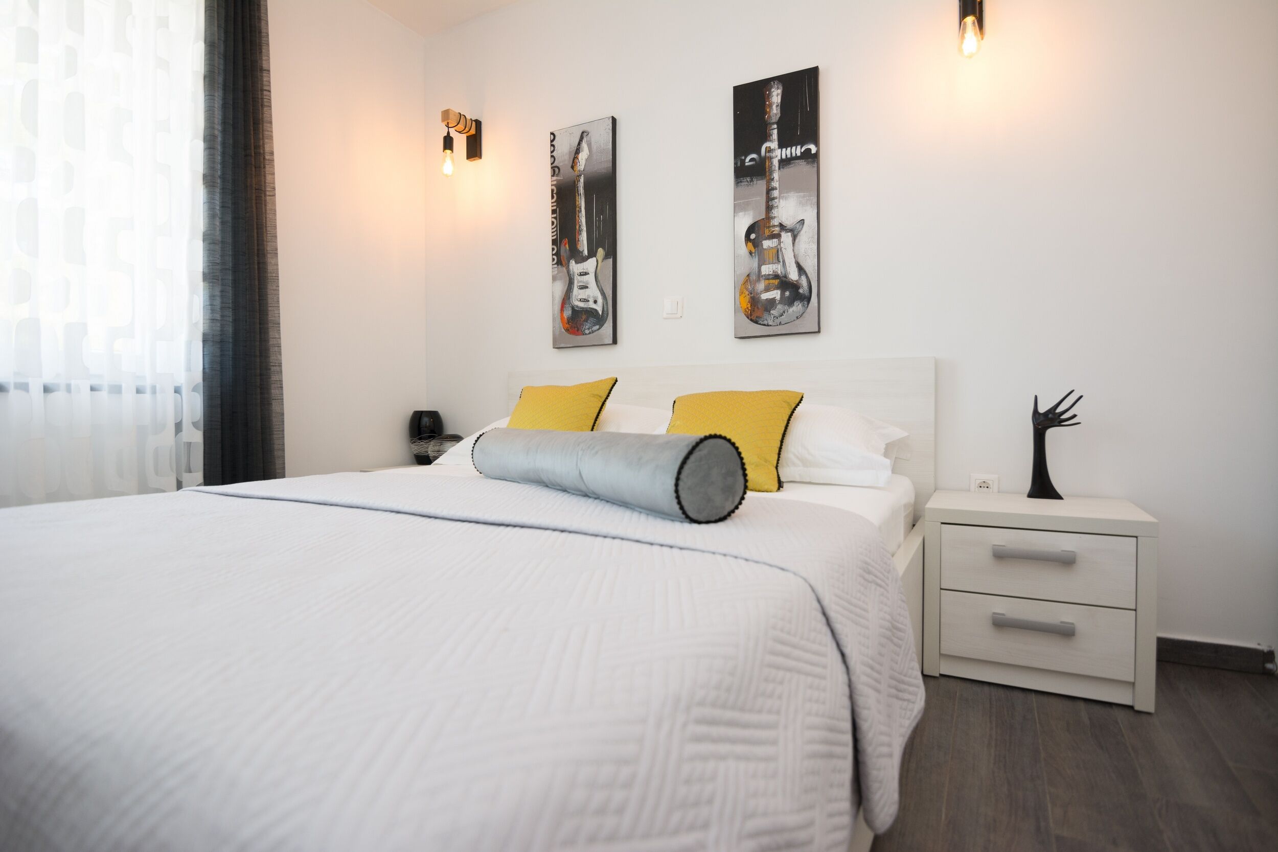 Apartments Basic Vesna 18439-A1
